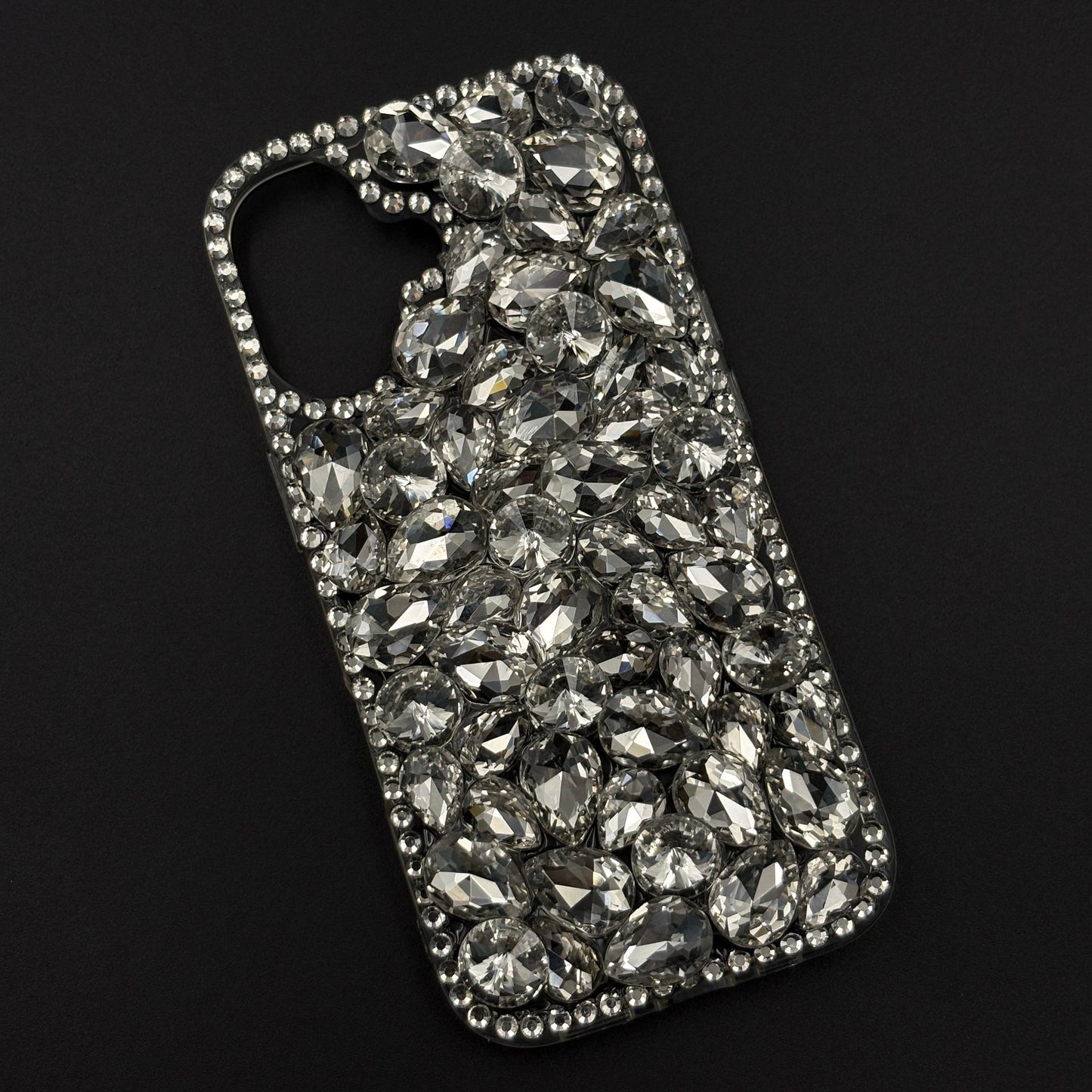 Gemstone Luxe Case for iPhone 17 with Crystal Embellishment and Elegant Sparkle