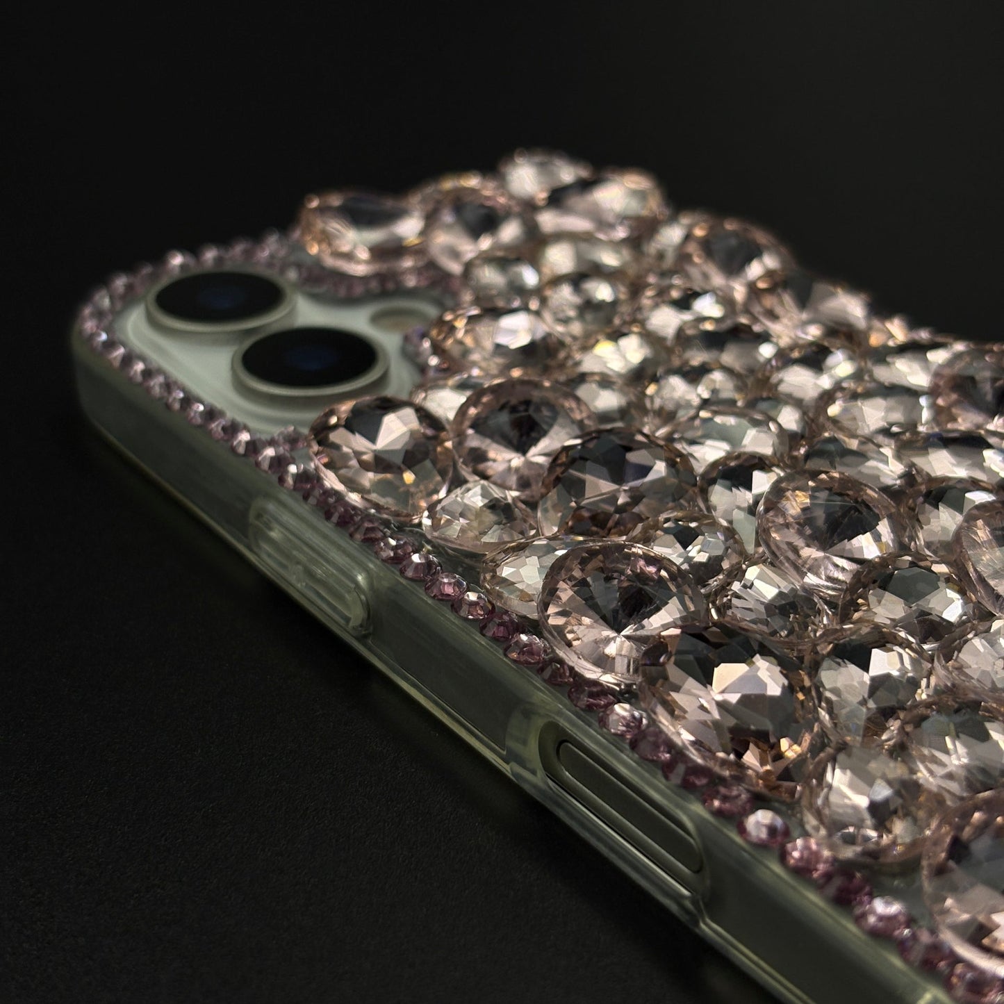 Gemstone Luxe Case for iPhone 17 with Crystal Embellishment and Elegant Sparkle
