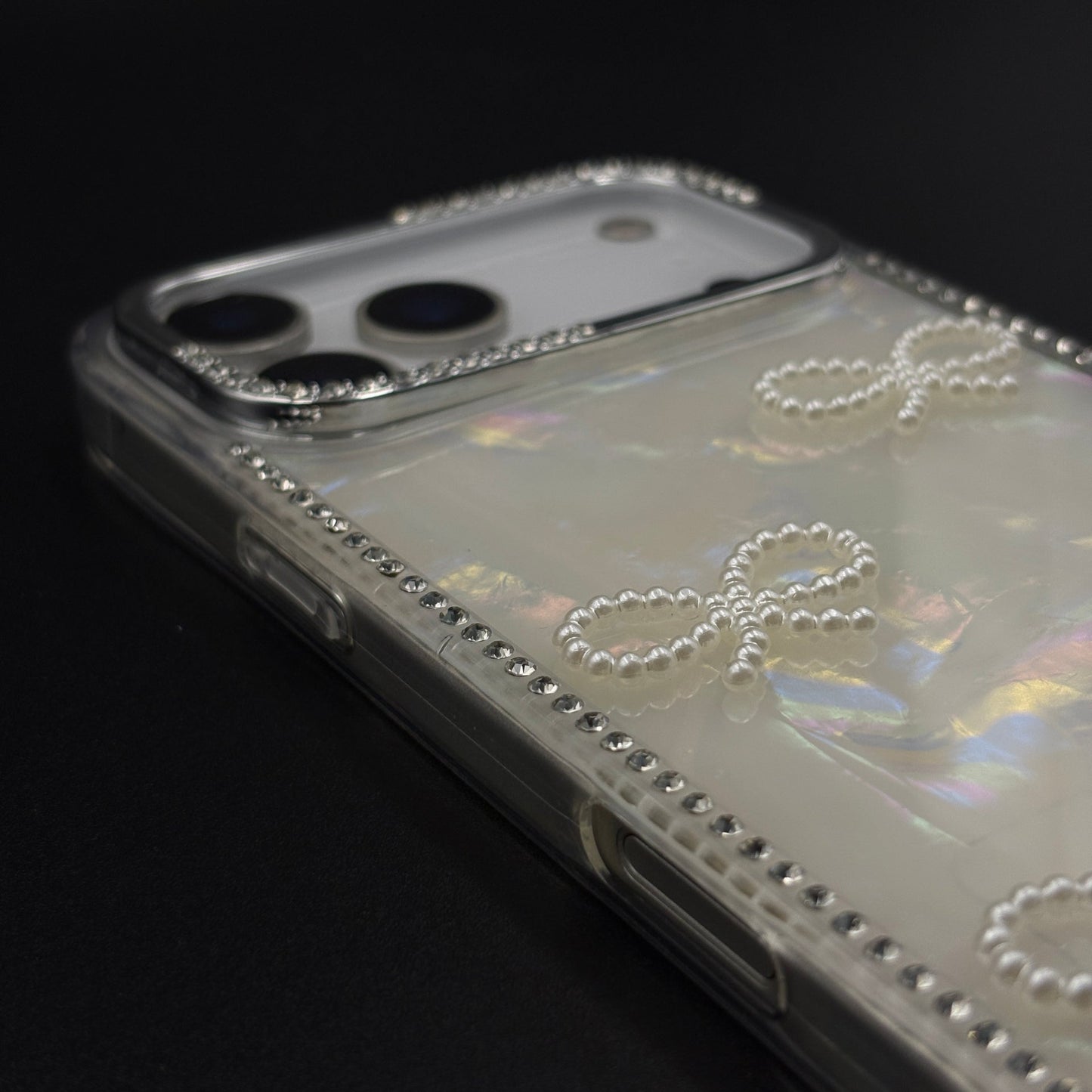 Iridescent Bow Luxe Diamond Case for iPhone 17 Series with Charm Sling
