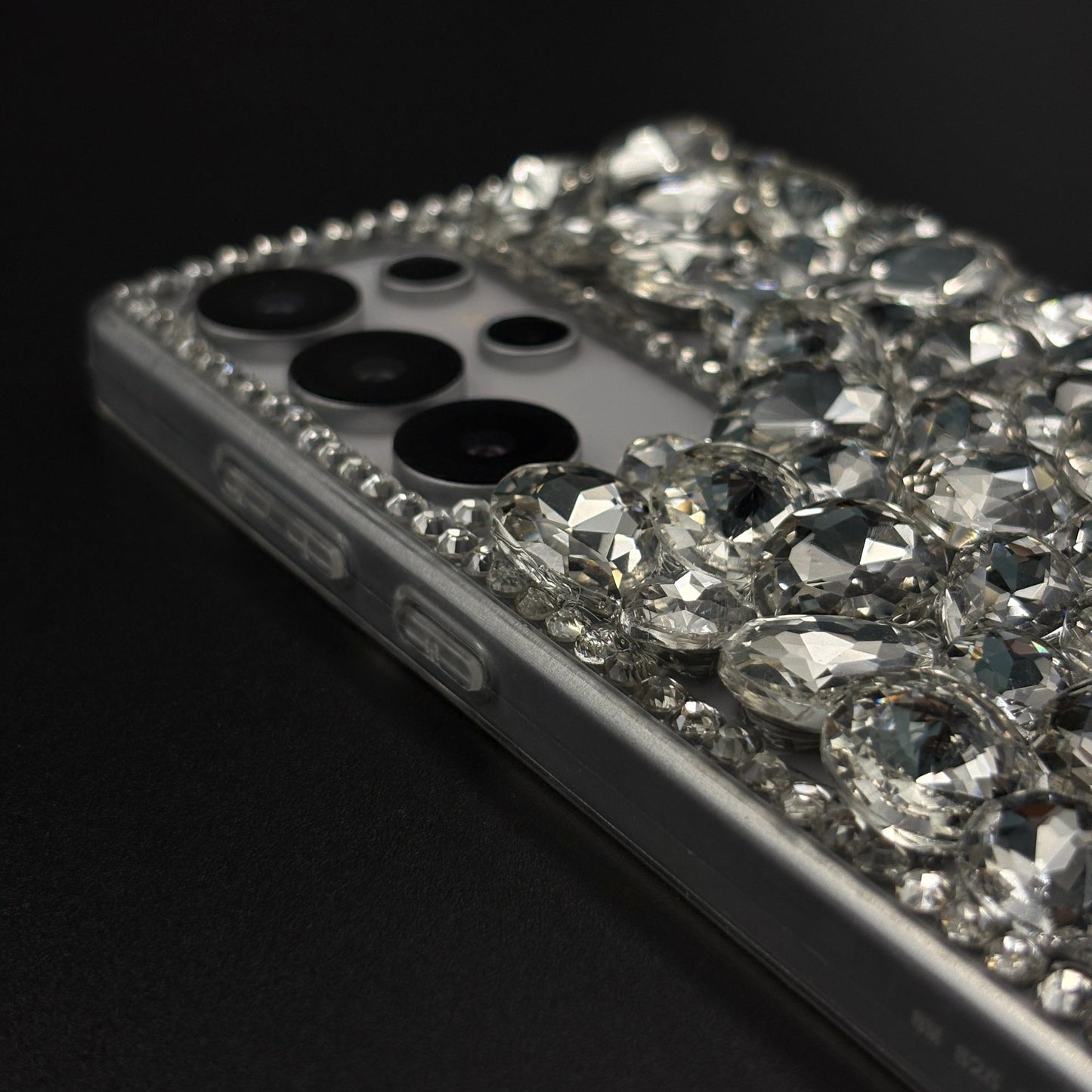 Gemstone Luxe Case for Samsung Galaxy S25 Ultra with Crystal Embellishment and Elegant Sparkle