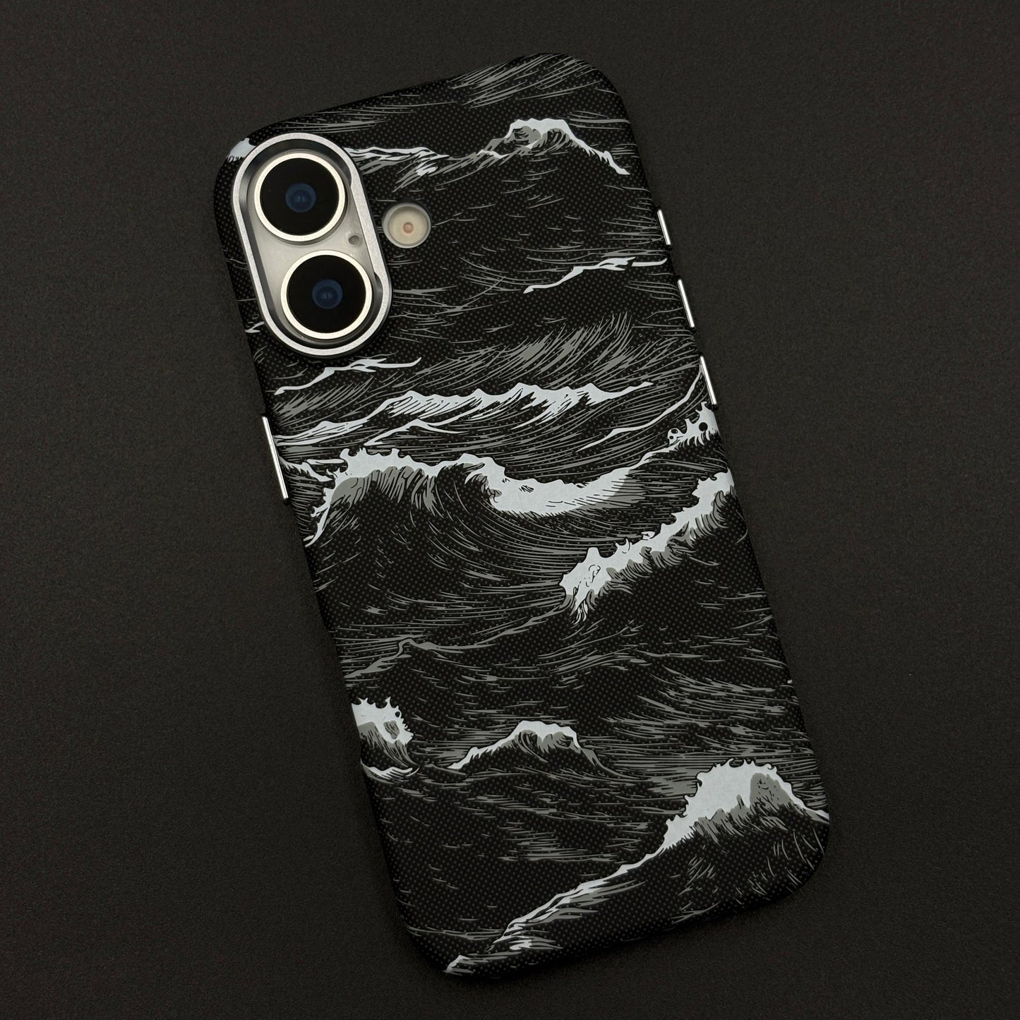 Wave Pattern Black Carbon Fiber Textured Hidden MagSafe Case Cover for iPhone 17