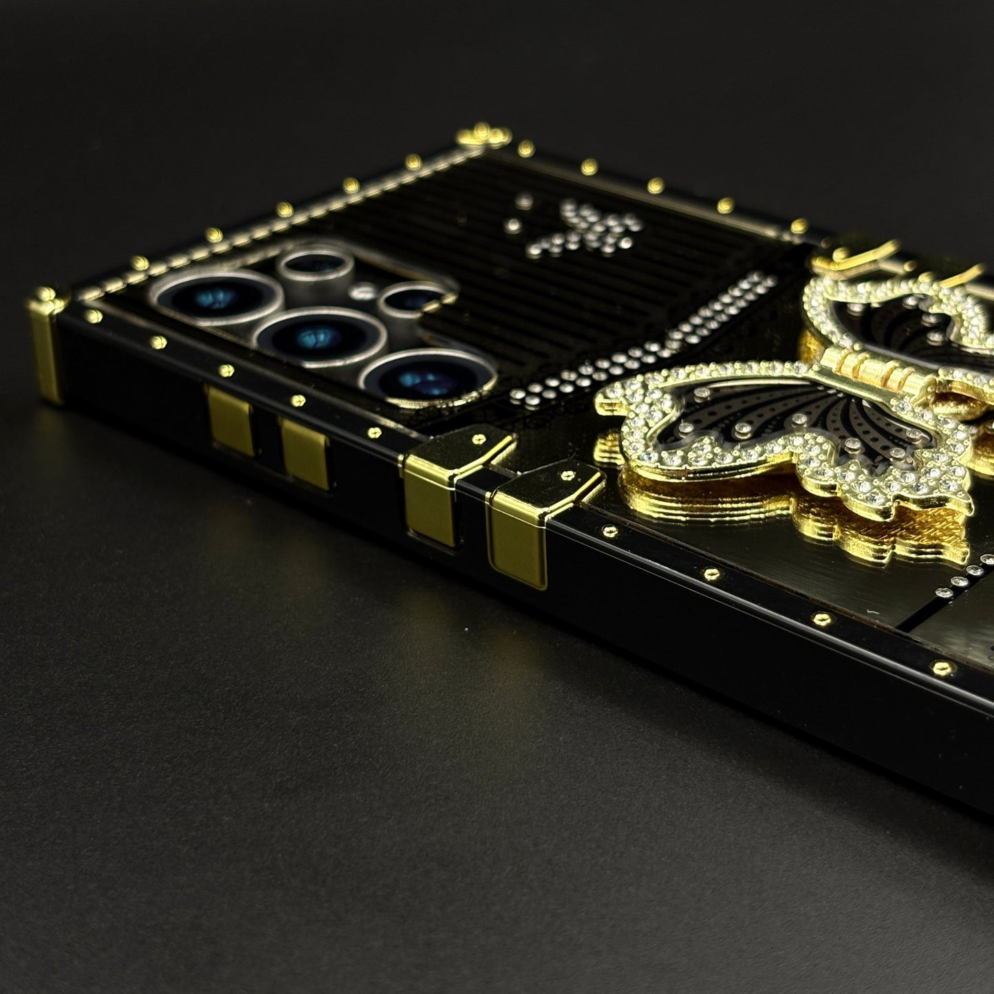 Luxury Butterfly Trunk Case for Samsung Galaxy S25 Ultra | Gold Mirror Finish | Diamond Butterfly
