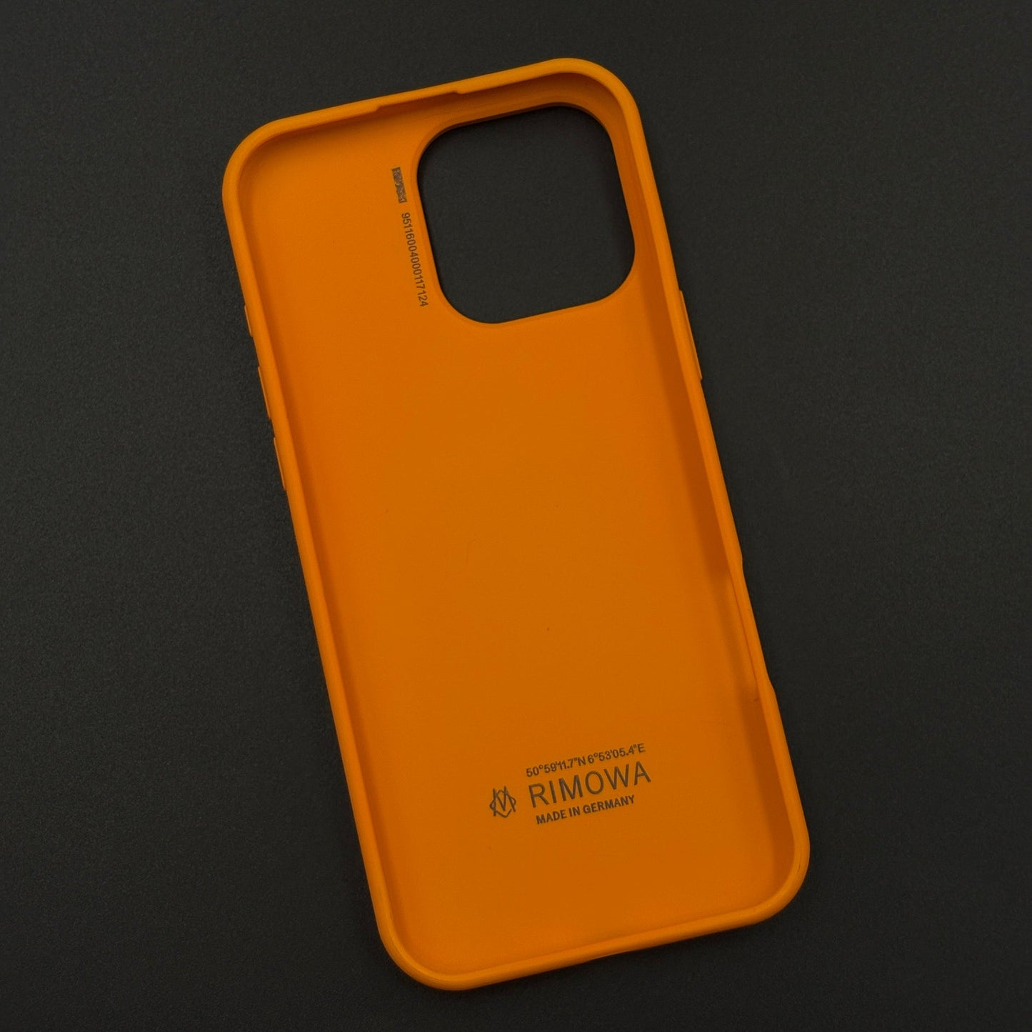 Luxury Luggage Brand RM Vertical Ribbed Hidden MagSafe OG Case for iPhone