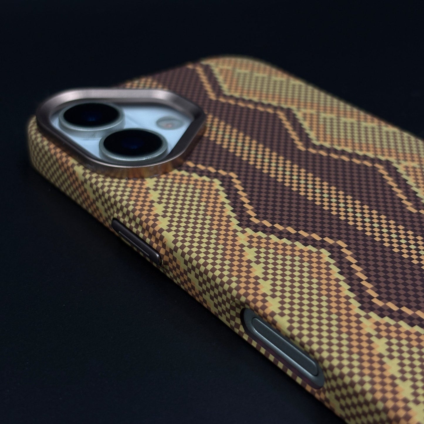 Desert Brown Zigzag Case Slim Mobile Case Cover for iPhone 17 | Rare Aramid Texture Finish | Real Carbon Fibre Feel | Hidden MagSafe