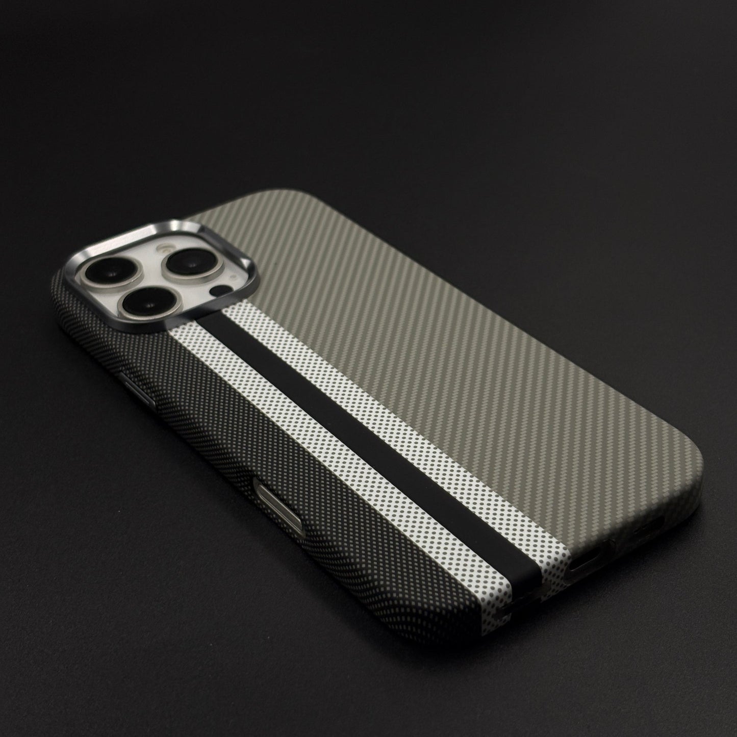 Aramid Texture Case Stripe Pattern Gray for iPhone | Carbon Fibre Feel | Hidden MagSafe | Ultra Slim Fit