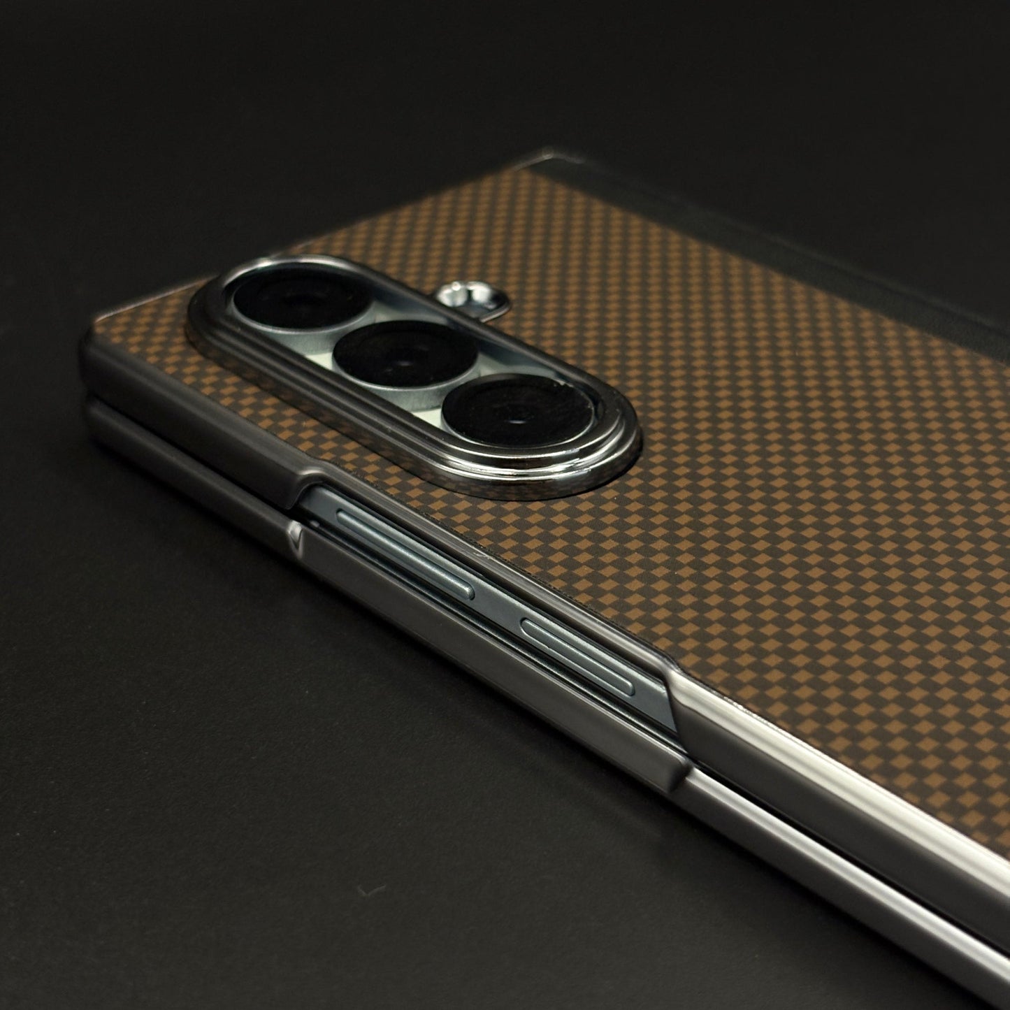 Carbon Fiber Feel Texture Hinge Protection Case for Samsung Galaxy Z Fold 7 | Front Screen Protector