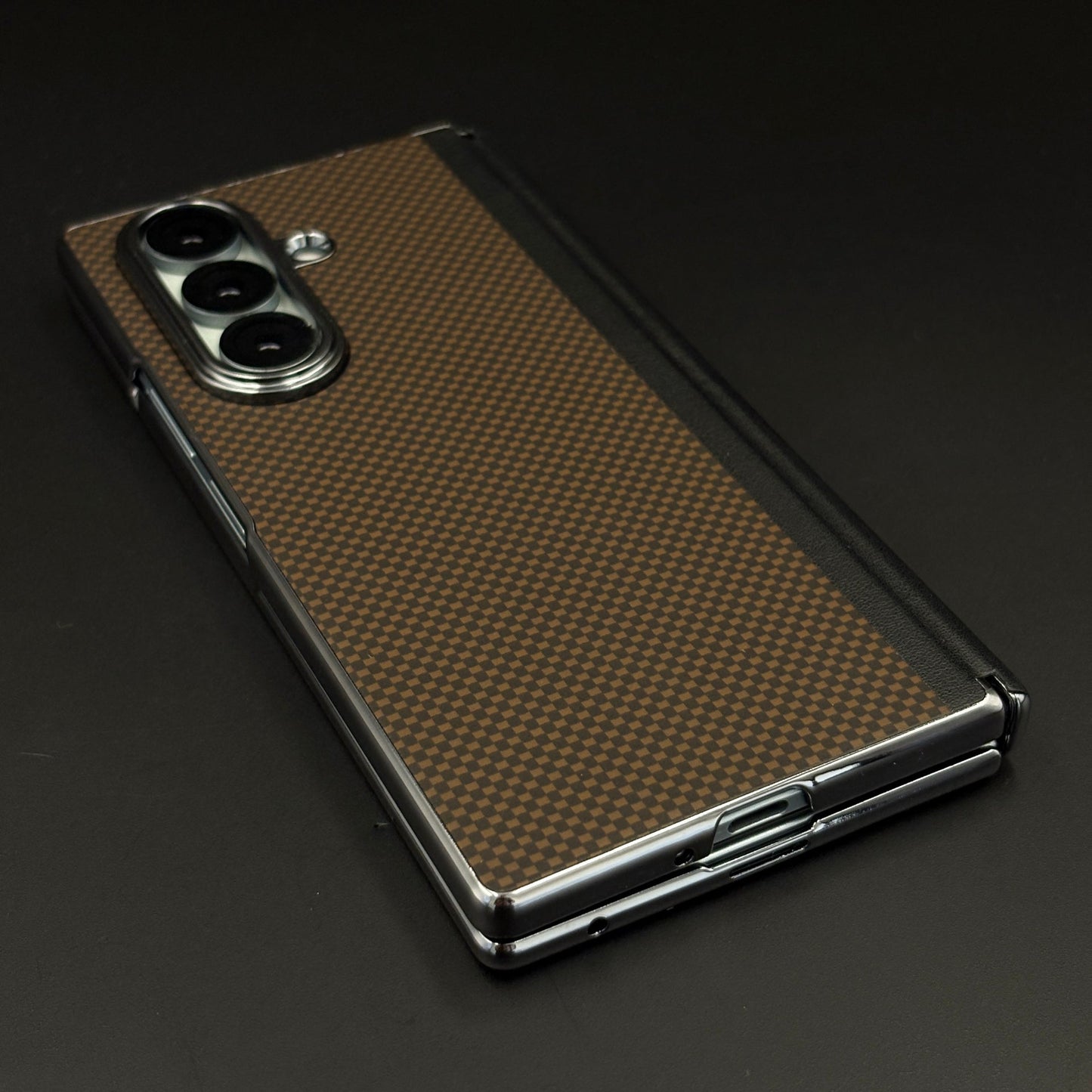 Carbon Fiber Feel Texture Hinge Protection Case for Samsung Galaxy Z Fold 7 | Front Screen Protector