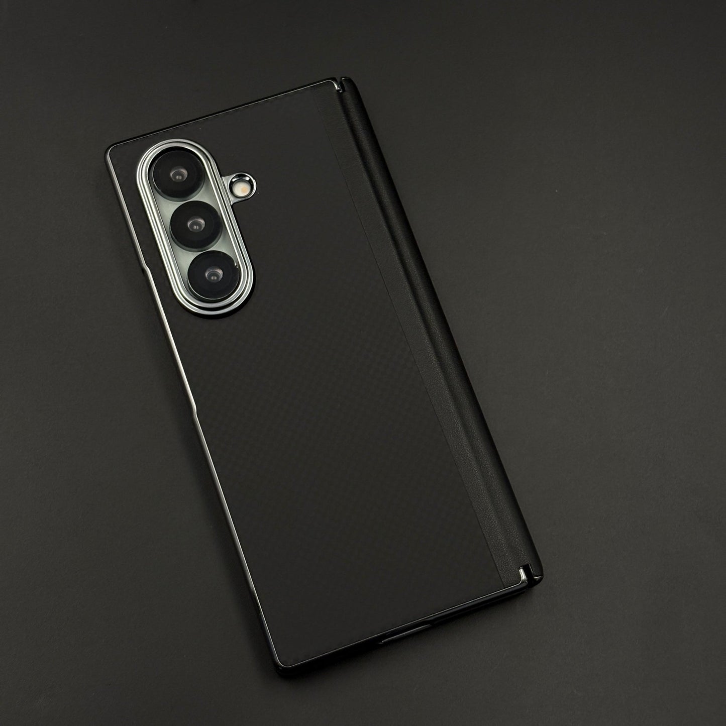 Carbon Fiber Feel Texture Hinge Protection Case for Samsung Galaxy Z Fold 7 | Front Screen Protector