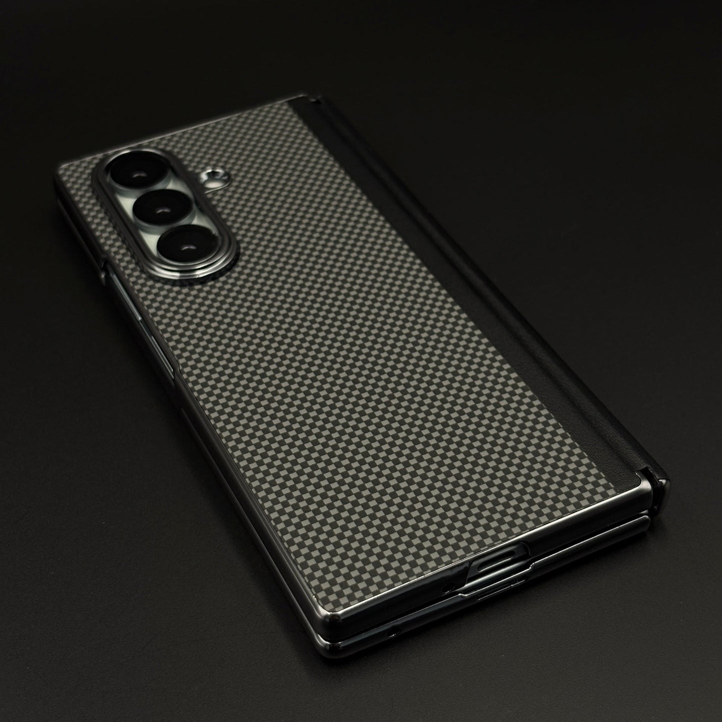 Carbon Fiber Feel Texture Hinge Protection Case for Samsung Galaxy Z Fold 7 | Front Screen Protector