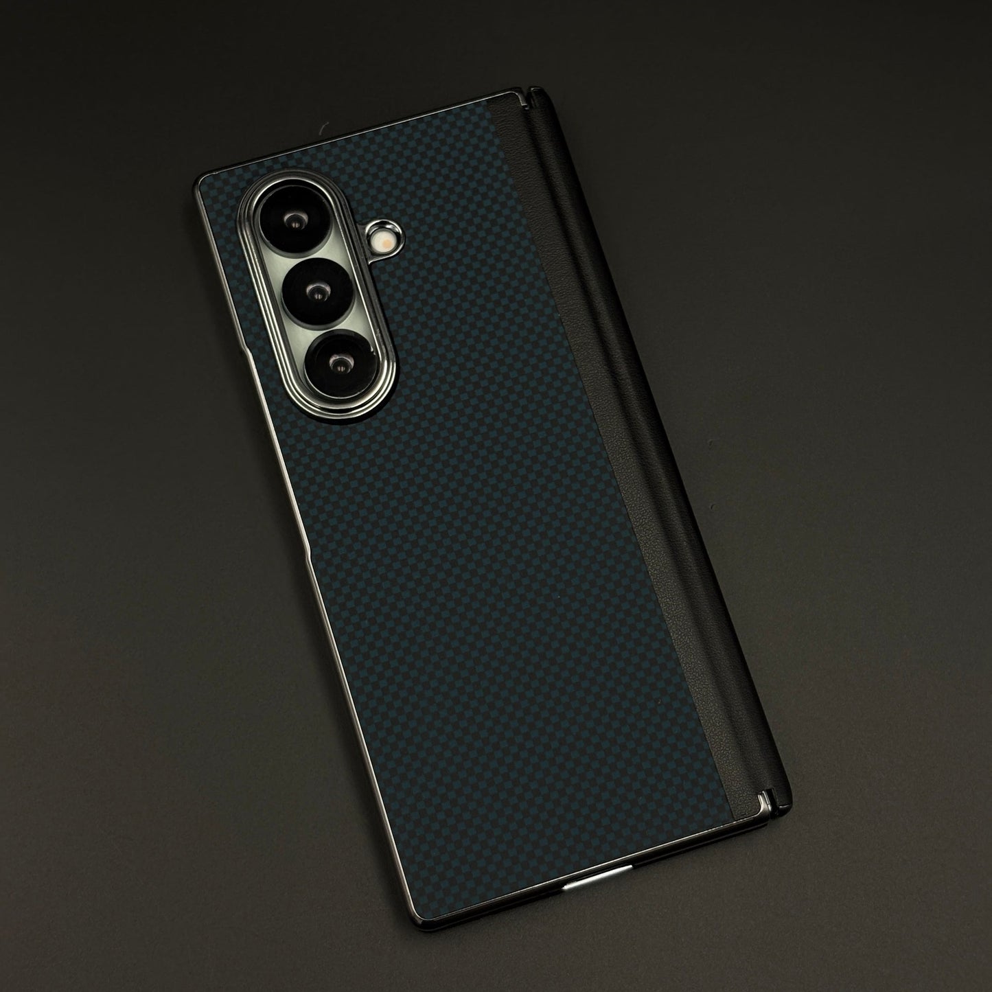 Carbon Fiber Feel Texture Hinge Protection Case for Samsung Galaxy Z Fold 7 | Front Screen Protector