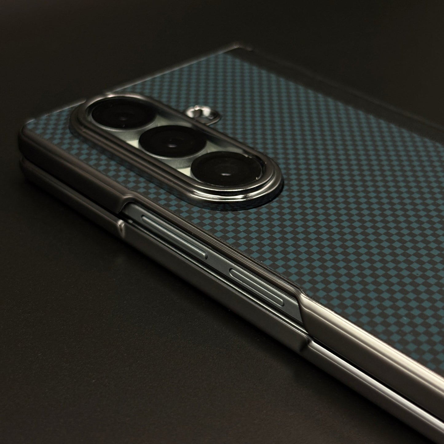 Carbon Fiber Feel Texture Hinge Protection Case for Samsung Galaxy Z Fold 7 | Front Screen Protector