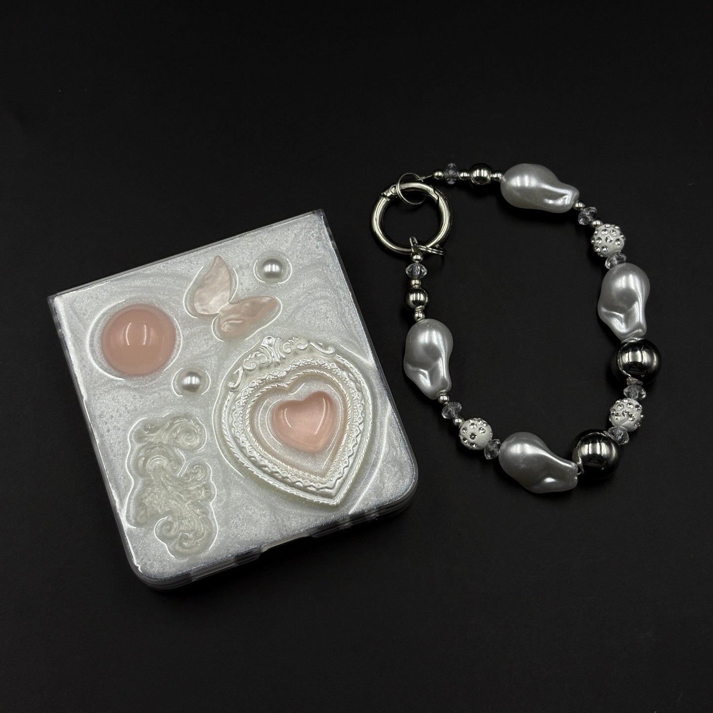 Luxury Heart Case with 3D Pearl Frame & Charm Strap for Samsung Galaxy Flip 7 | Elegant Protective Cover