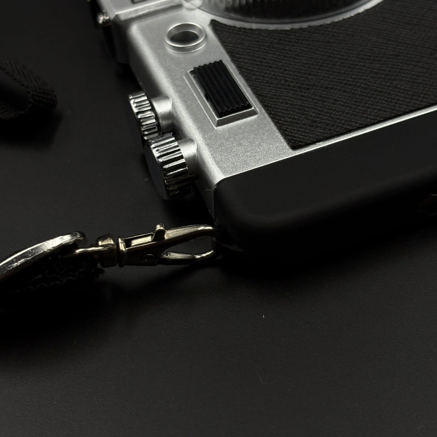 3D Vintage Camera Case for Samsung Galaxy S25 Ultra | Retro Designer | Detachable Sling
