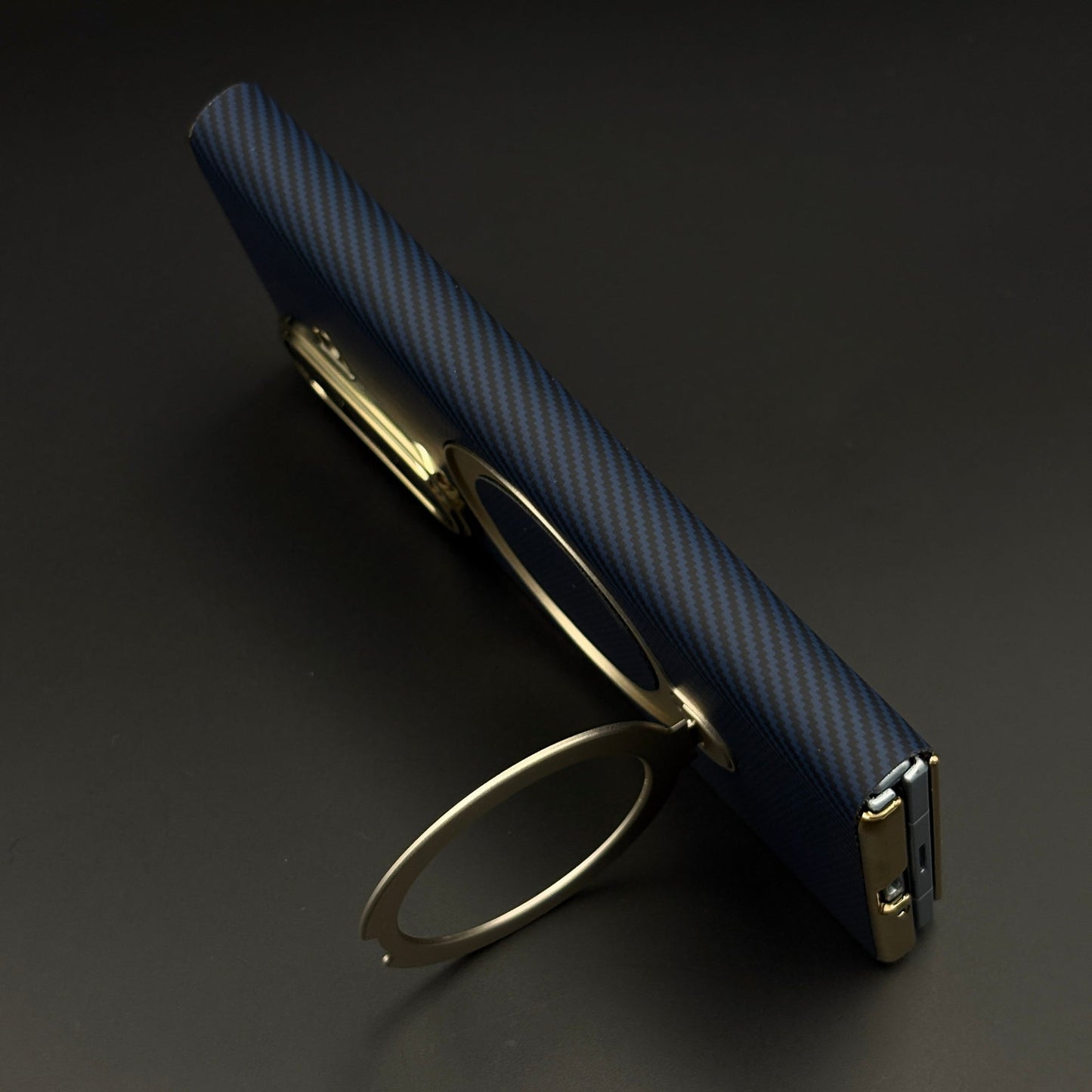 Carbon Fiber Rotating Stand MagSafe Flip Case for Samsung Galaxy Z Fold 7 | Magnetic Metal Kickstand