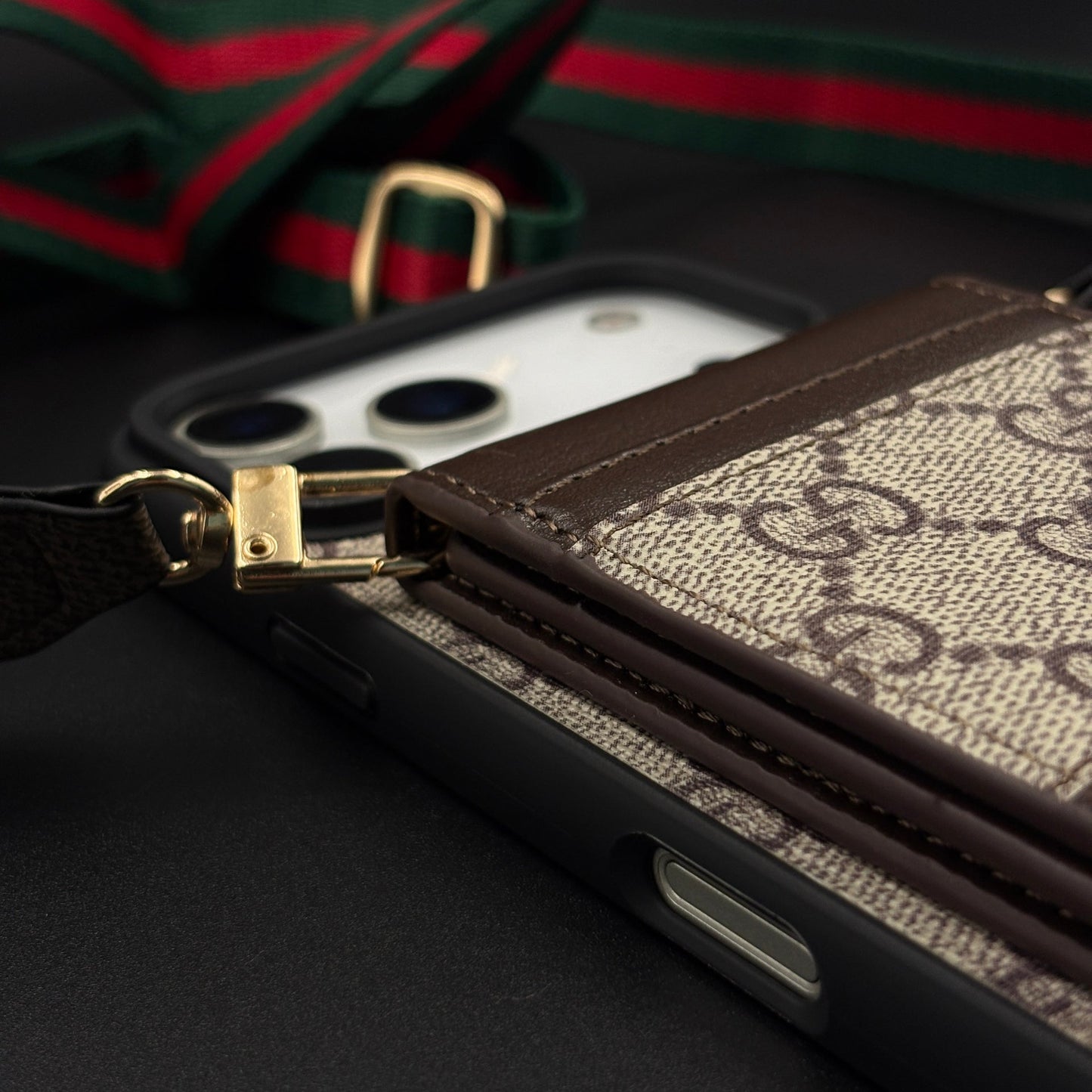 Luxury GG Monogram Cardholder Sling Case with Mirror for iPhone 17 Series