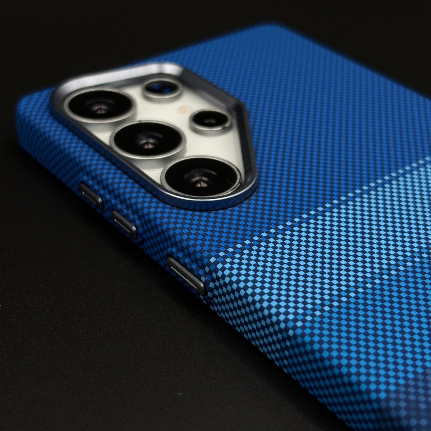 Ocean Blue Wave Carbon Fibre Feel MagSafe Mobile Case Cover for Samsung Galaxy S25 Ultra | Slim Protective Cover