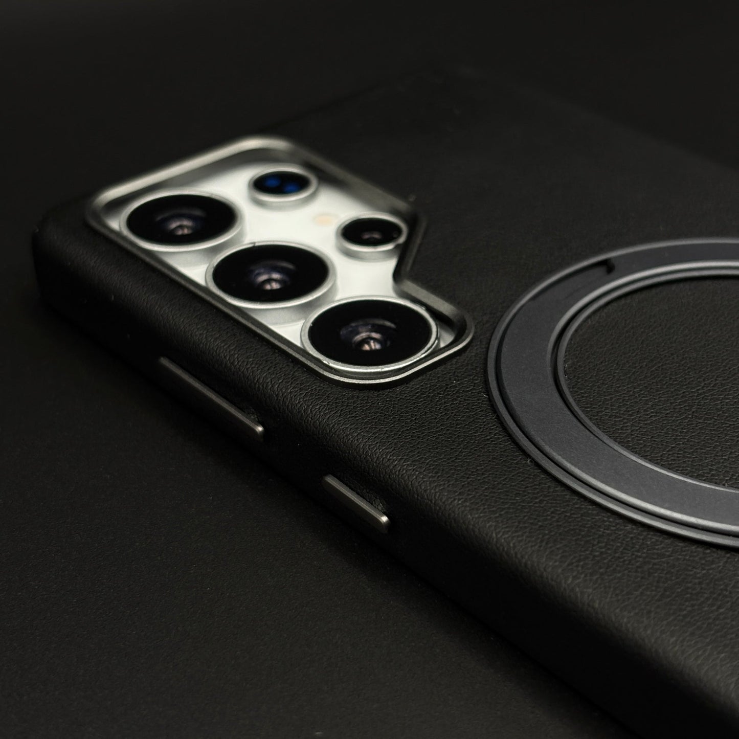 Genuine Leather Mobile Case Cover with 360° Rotating Stand & MagSafe for Samsung Galaxy S25 Ultra