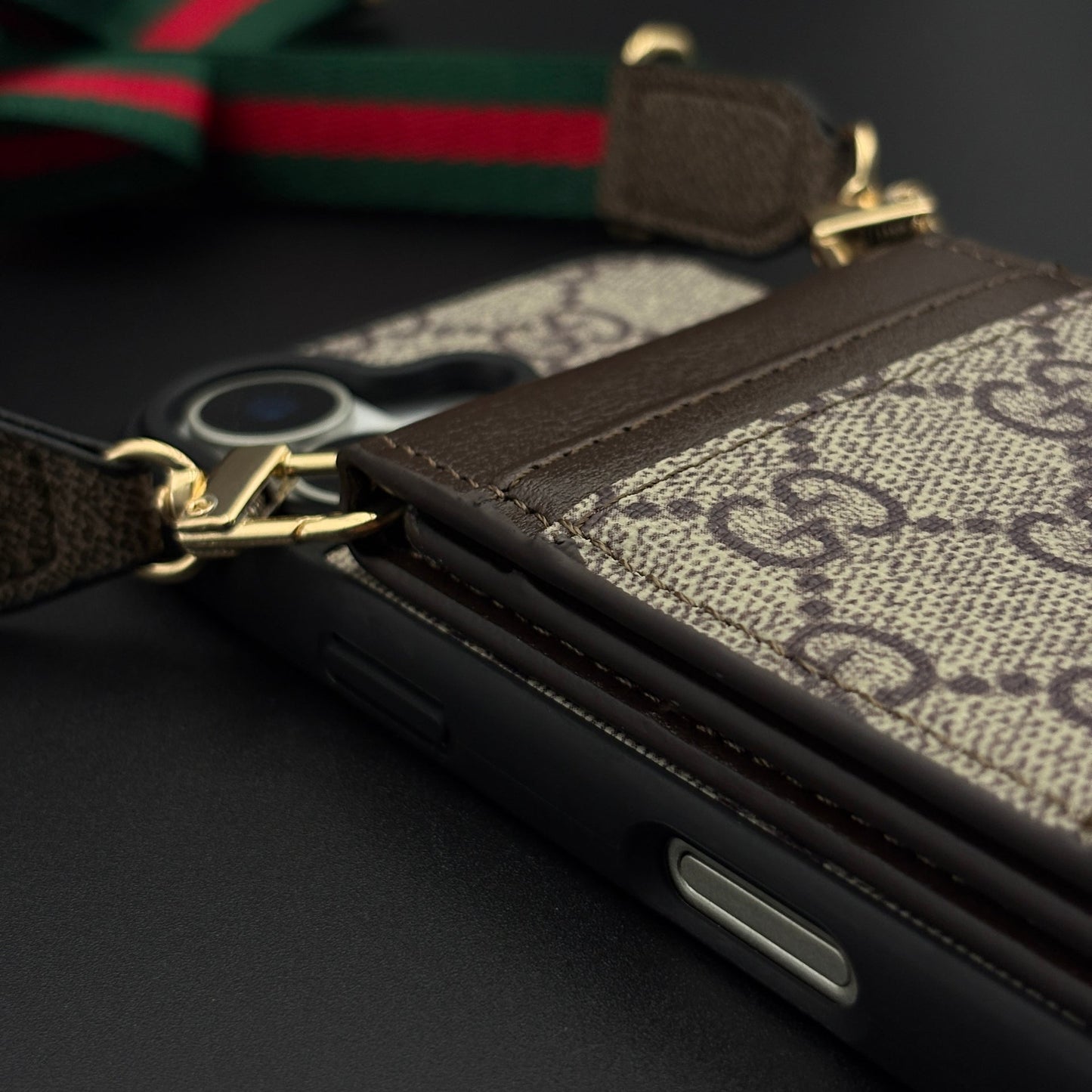 Luxury GG Monogram Cardholder Sling Case with Mirror for iPhone 17