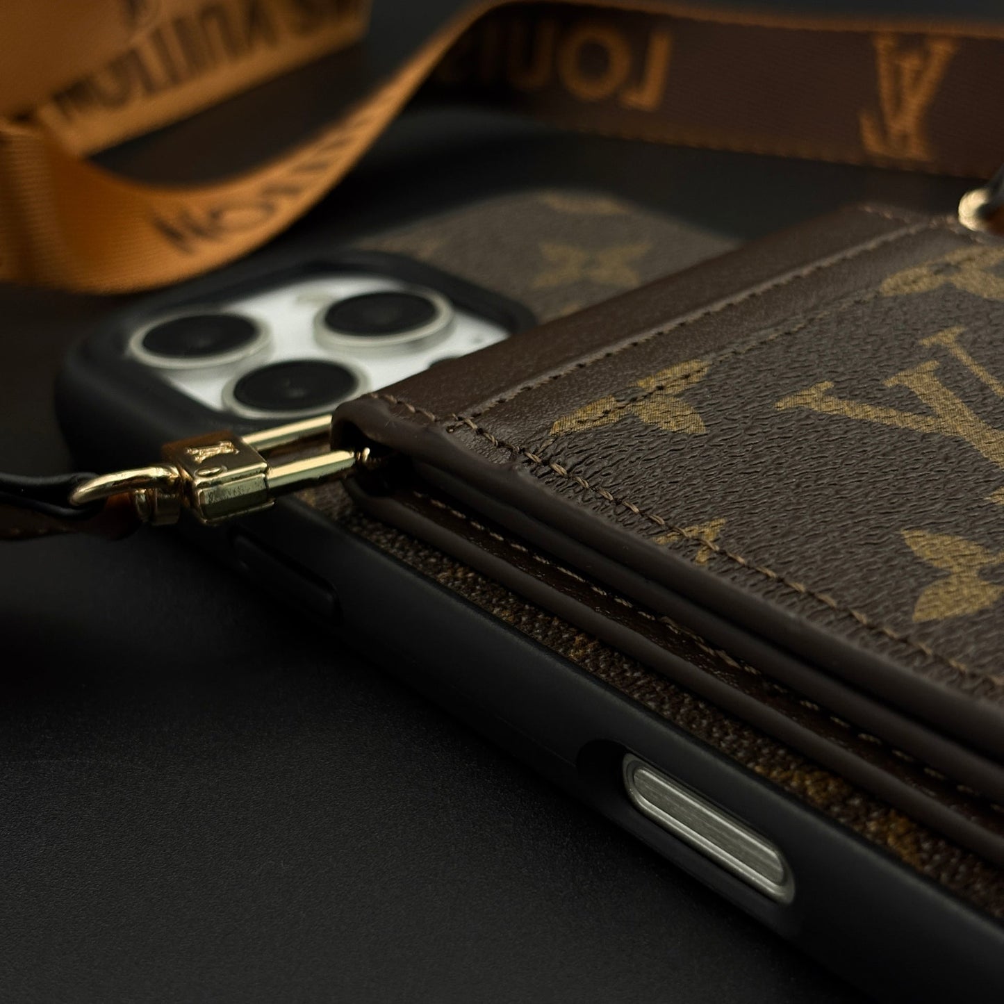 Luxury Fashion Brand Monogram Cardholder Sling Case with Mirror for iPhone