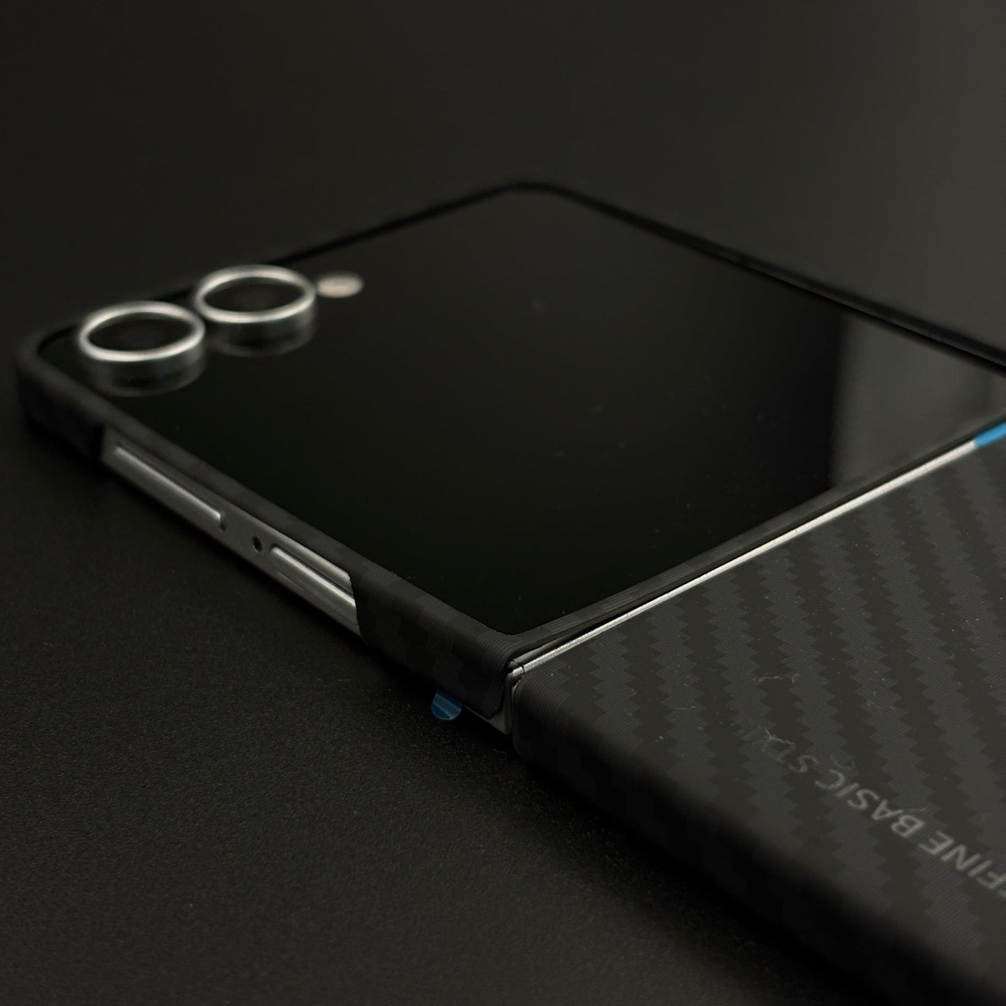 Ultra Thin Carbon Fibre Feel Case for Samsung Galaxy Z Flip 7