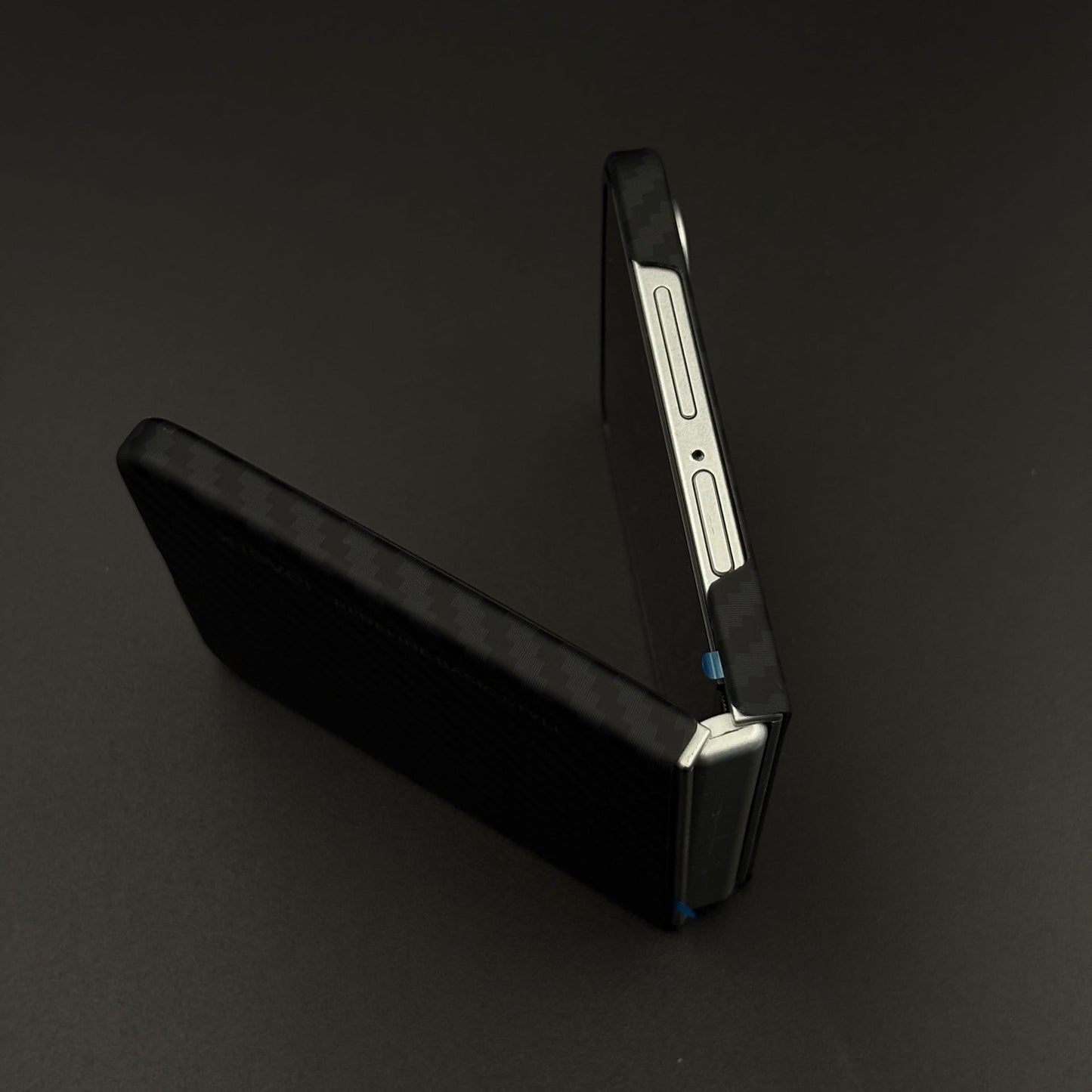 Ultra Thin Carbon Fibre Feel Case for Samsung Galaxy Z Flip 7