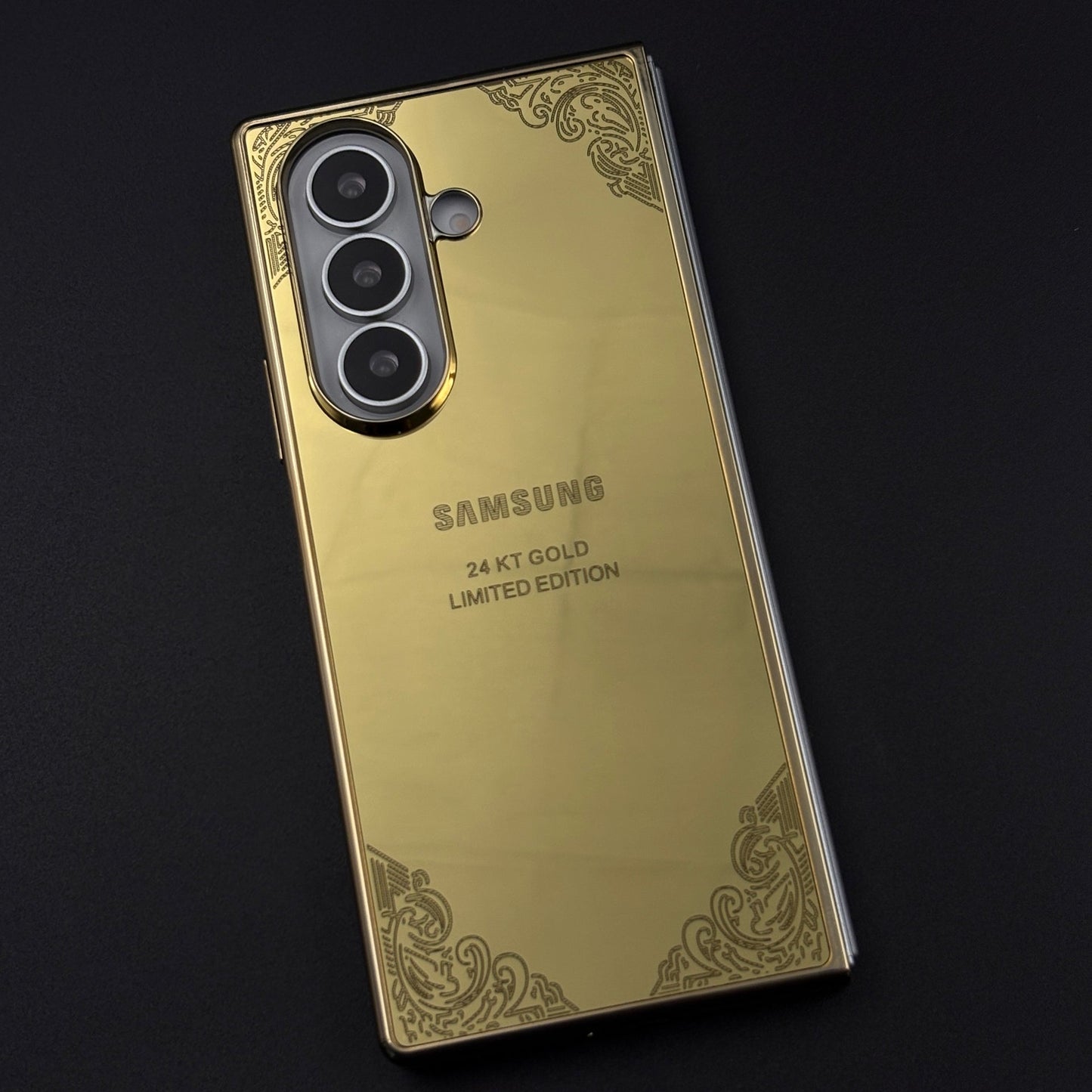 Handcrafted 24K Gold-Plated Samsung Galaxy Z Fold 8 Ultra Case