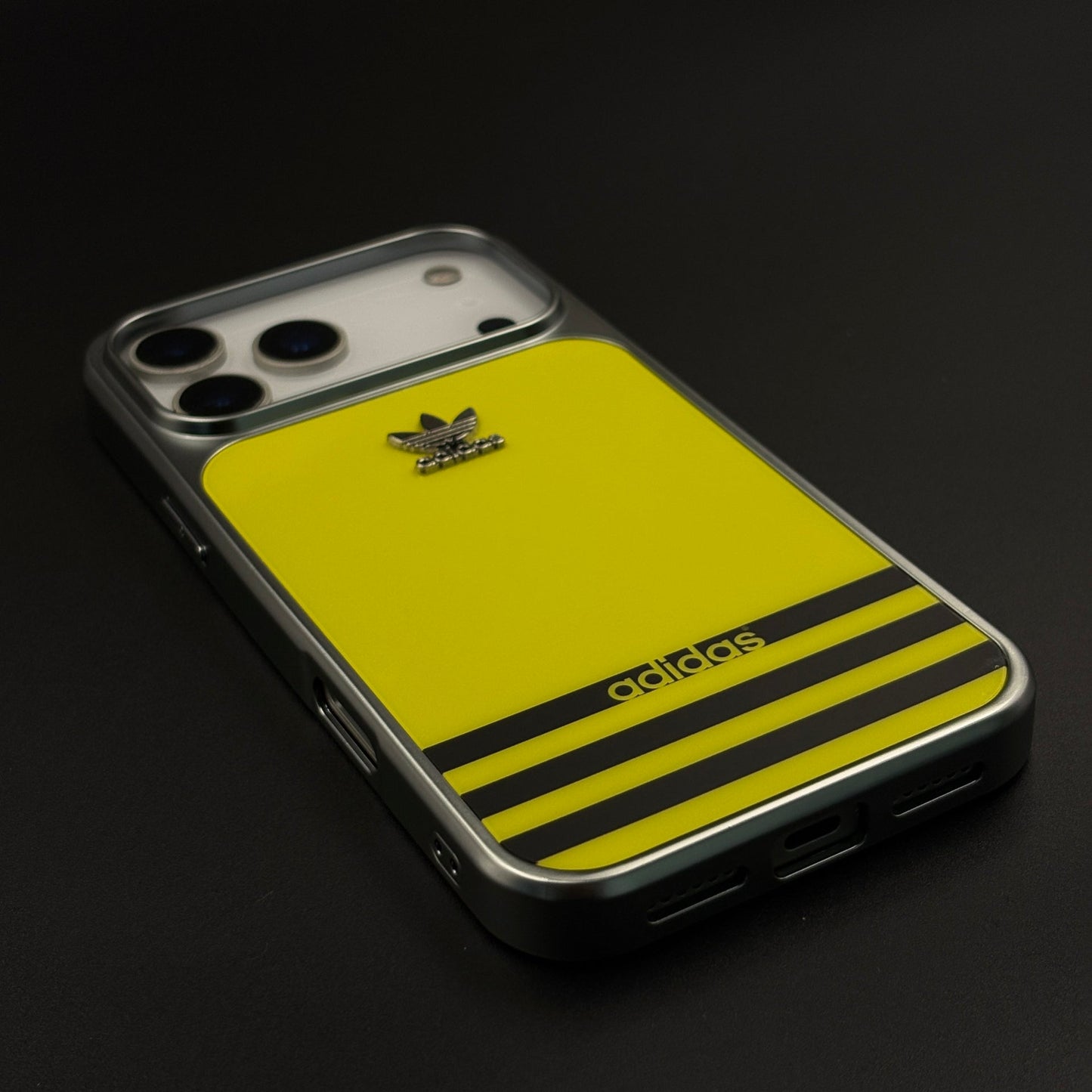 Luxury Sport Brand Style Metal Frame Yellow Stripe Case for iPhone 17 Series