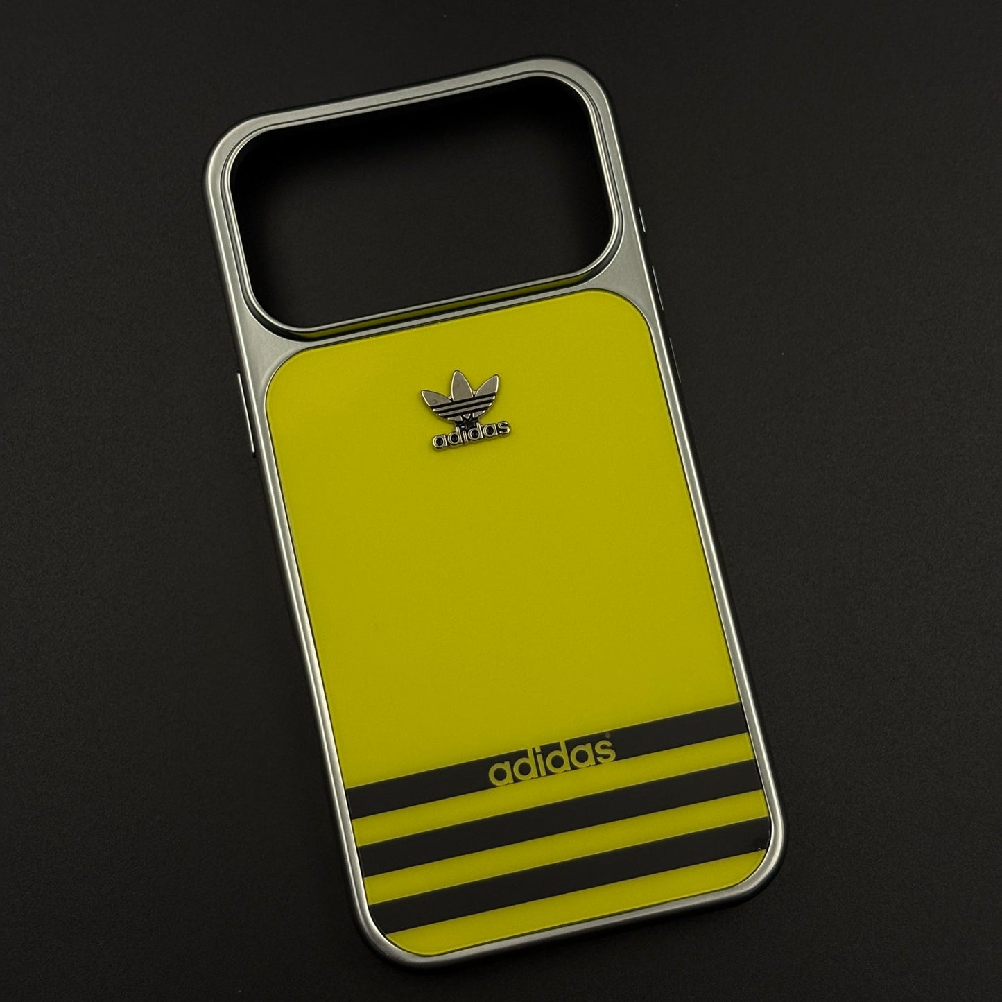 Luxury Sport Brand Style Metal Frame Yellow Stripe Case for iPhone 17 Series