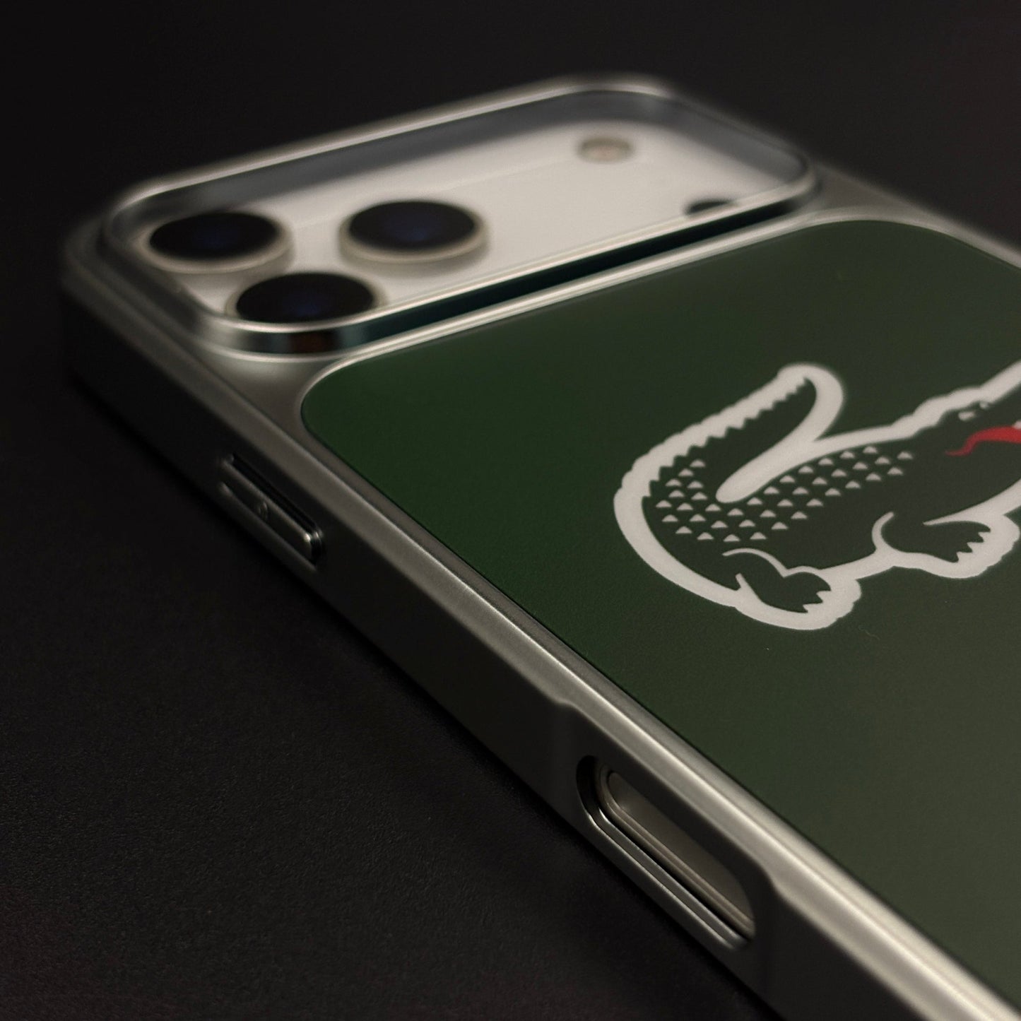 Luxury Lifestyle Brand Croc-Metallic Emblem Case with Metallic Frame for iPhone 17 Series