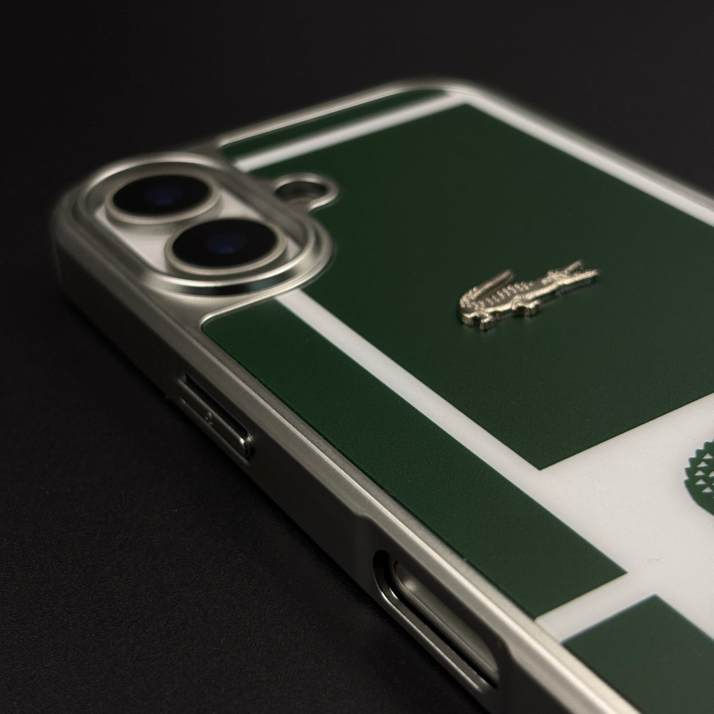 Luxury Lifestyle Brand Croc Stripe Case with Metal Emblem for iPhone 17