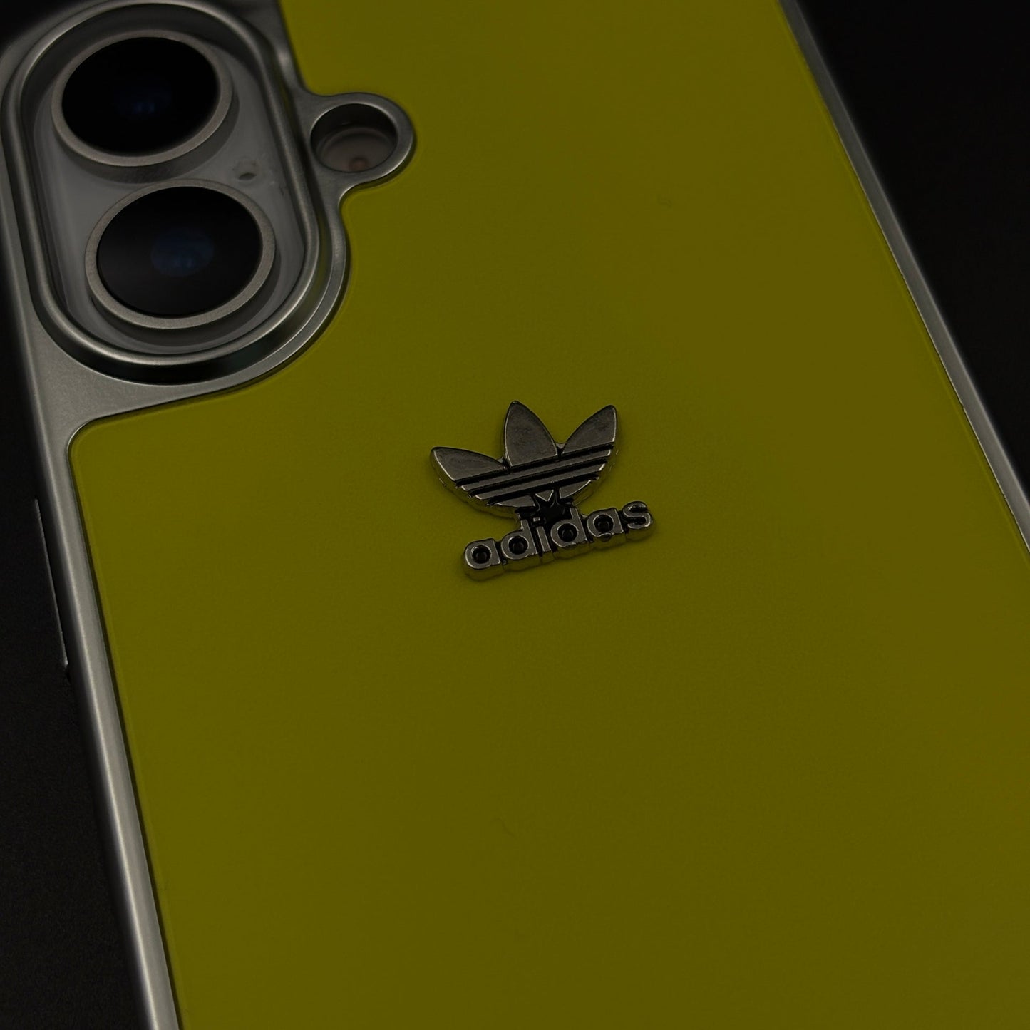 Luxury Sport Brand Style Metal Frame Yellow Stripe Case for iPhone 17