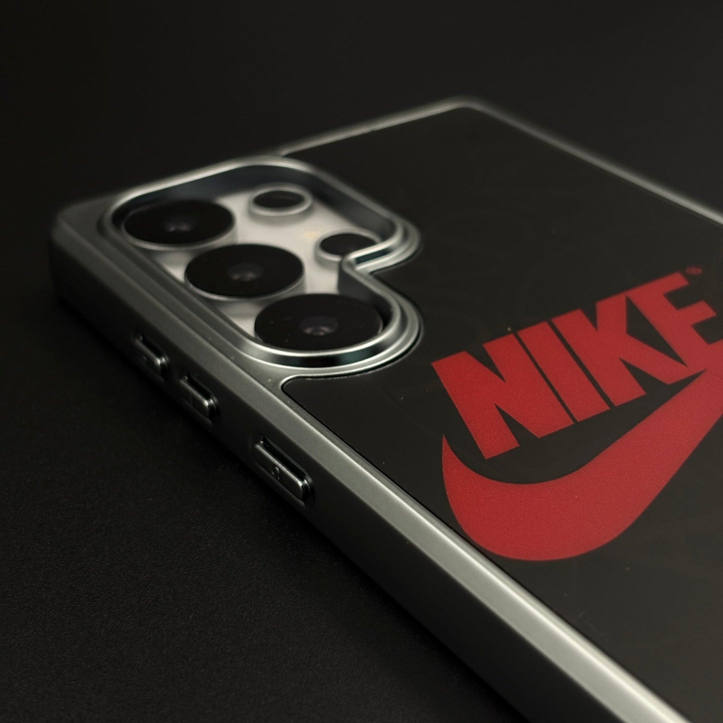 Luxury Sport Brand Black Case with Metallic Emblem for Samsung Galaxy S25 Ultra