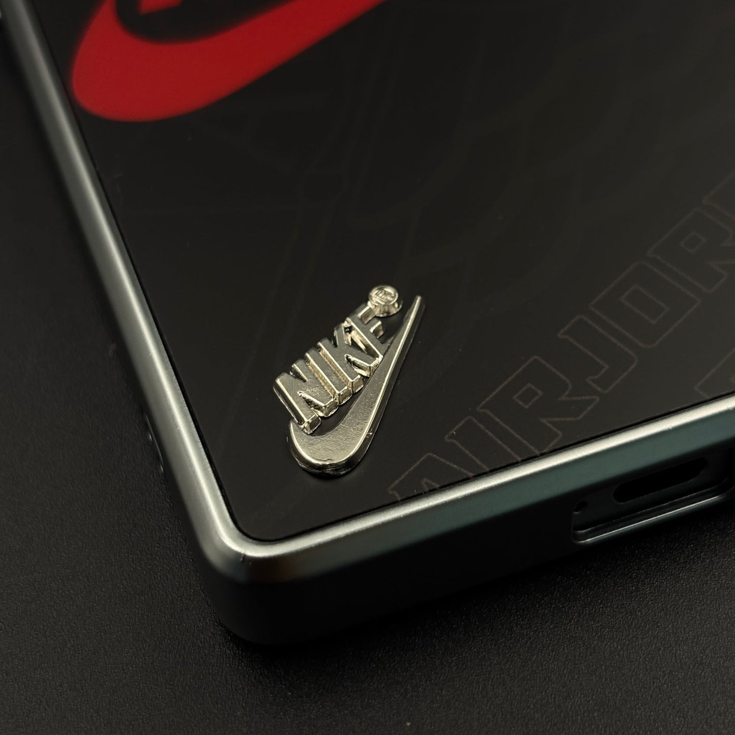 Luxury Sport Brand Black Case with Metallic Emblem for Samsung Galaxy S25 Ultra