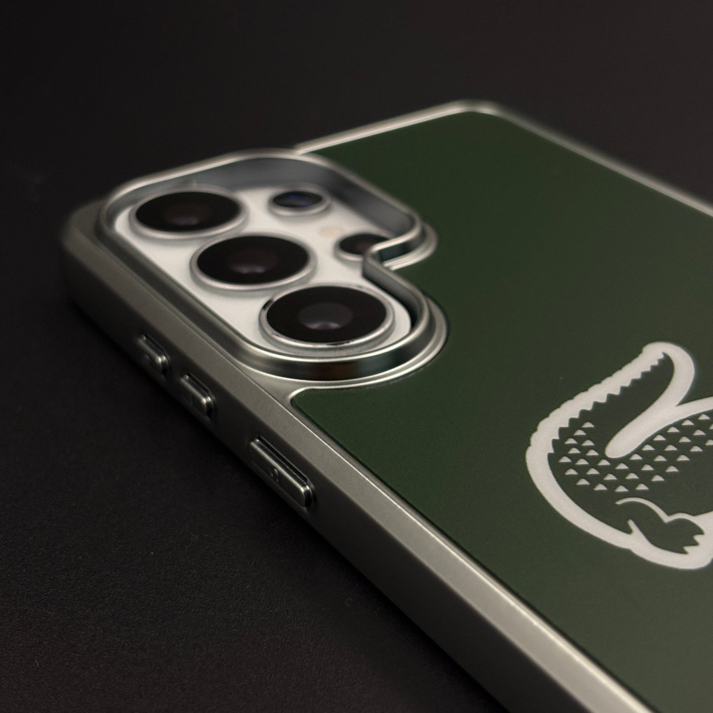 Luxury Lifestyle Brand Croc-Metallic Emblem Case with Metallic Frame for Samsung Galaxy S26 Ultra