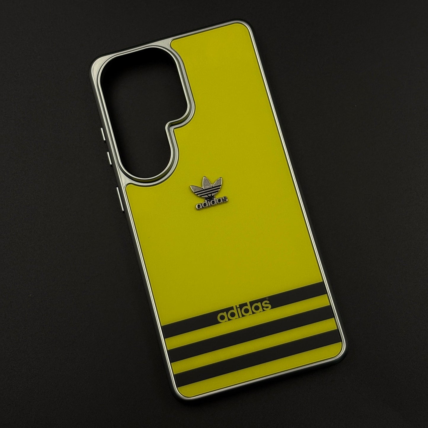 Luxury Sport Brand Style Metal Frame Yellow Stripe Case for Samsung Galaxy S26 Ultra