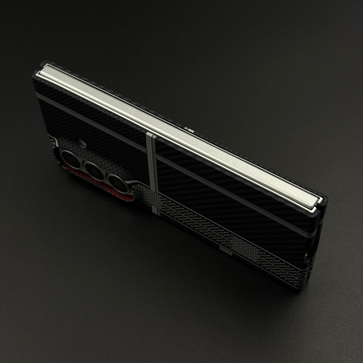 Striped Black Premium Slim Case for Samsung Galaxy Z Fold 7 | Rare Aramid Texture Finish | Real Carbon Fibre Feel | Hidden MagSafe
