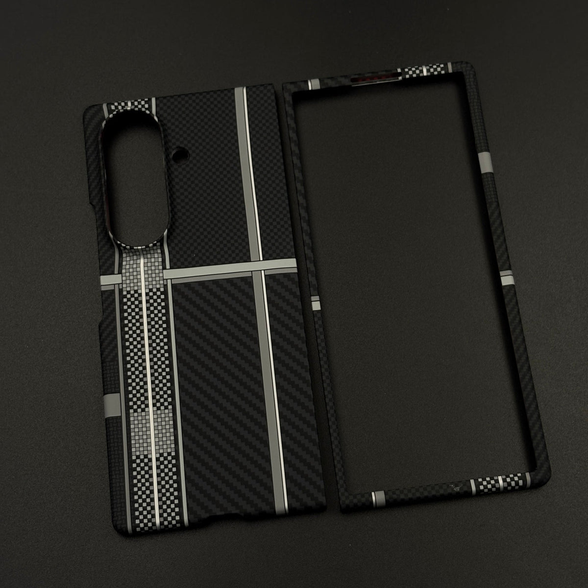 Striped Black Premium Slim Case for Samsung Galaxy Z Fold 7 | Rare Aramid Texture Finish | Real Carbon Fibre Feel | Hidden MagSafe