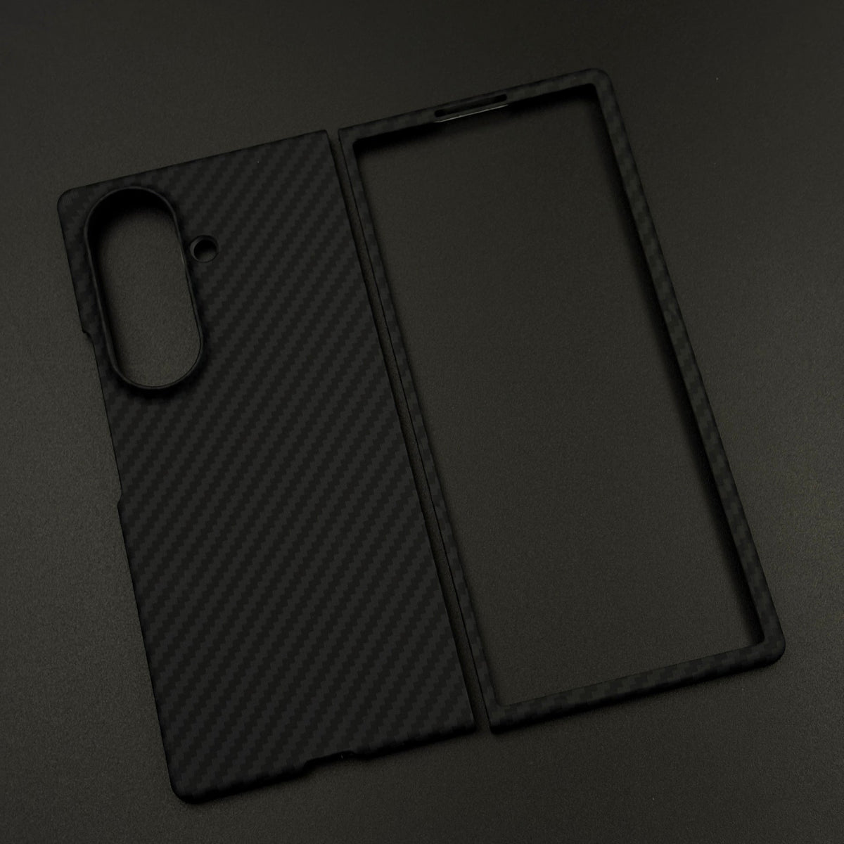 Samsung Galaxy Z Fold 7 Black Premium Slim Case | Rare Aramid Texture Finish | Real Carbon Fibre Feel | Hidden MagSafe