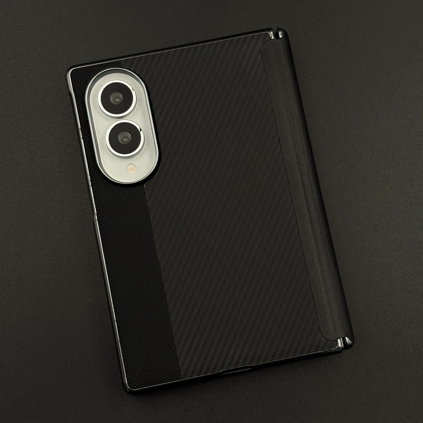 Dual Tone Carbon Fiber Hinge Protection Case for Samsung Galaxy Z Fold 8 | Front Screen Protector