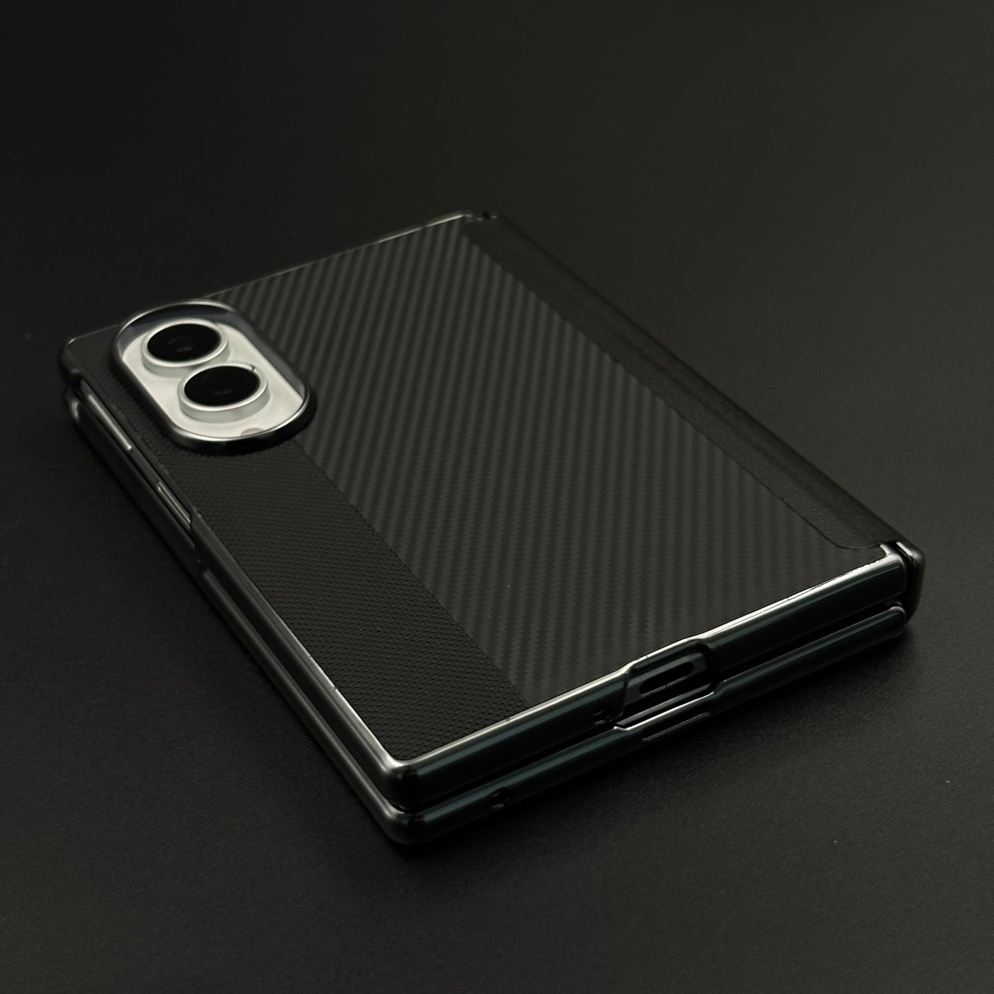Dual Tone Carbon Fiber Hinge Protection Case for Samsung Galaxy Z Fold 8 | Front Screen Protector