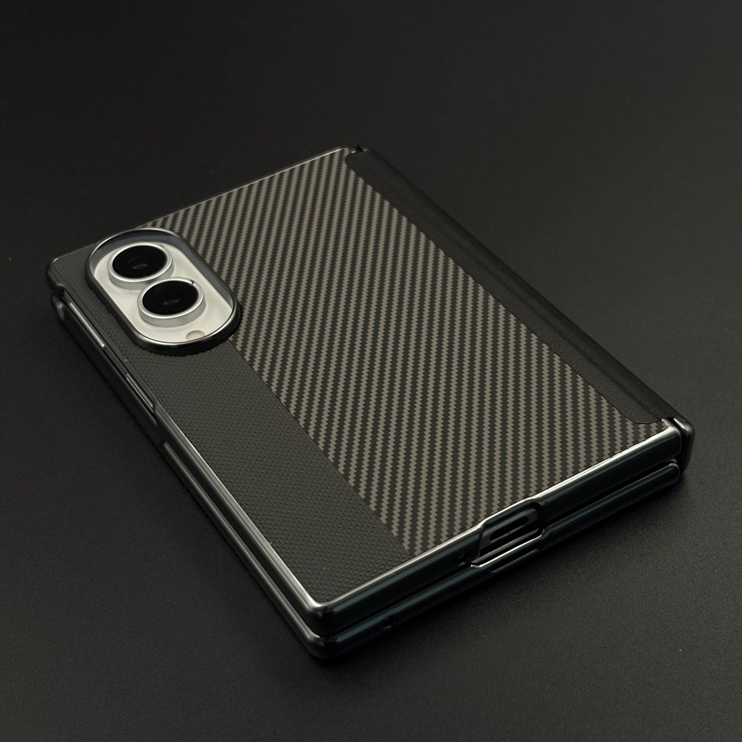 Dual Tone Carbon Fiber Hinge Protection Case for Samsung Galaxy Z Fold 8 | Front Screen Protector