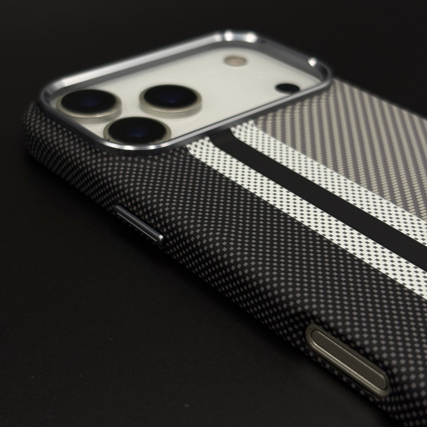 Aramid Texture Case Stripe Pattern Gray for iPhone 17 Series | Carbon Fibre Feel | Hidden MagSafe | Ultra Slim Fit