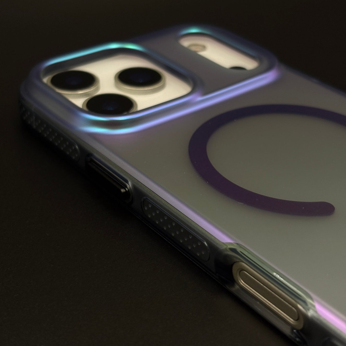 Holographic Aurora MagSafe Mobile Case Cover for iPhone 17 Series