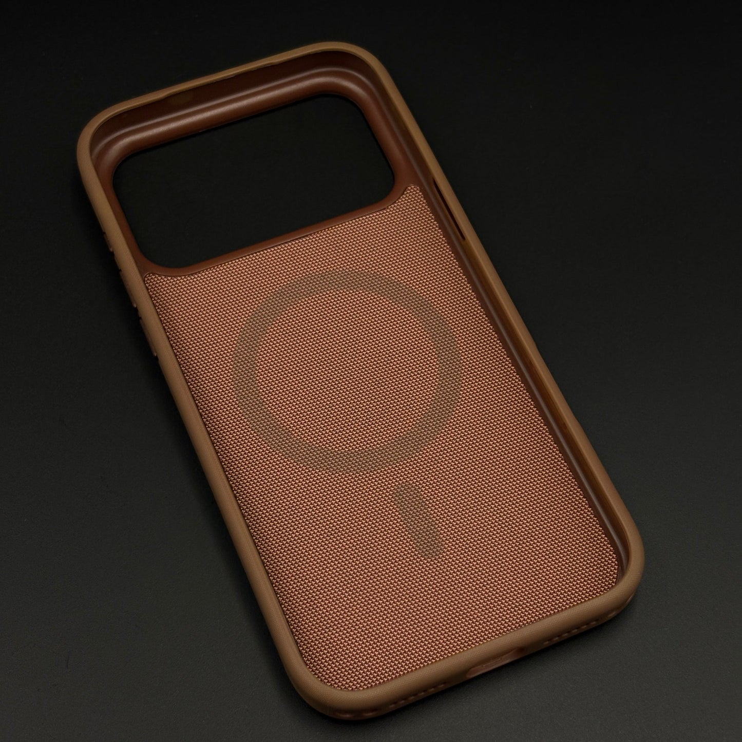 TechWoven Mobile Case Cover with Hidden MagSafe for iPhone 17 Series