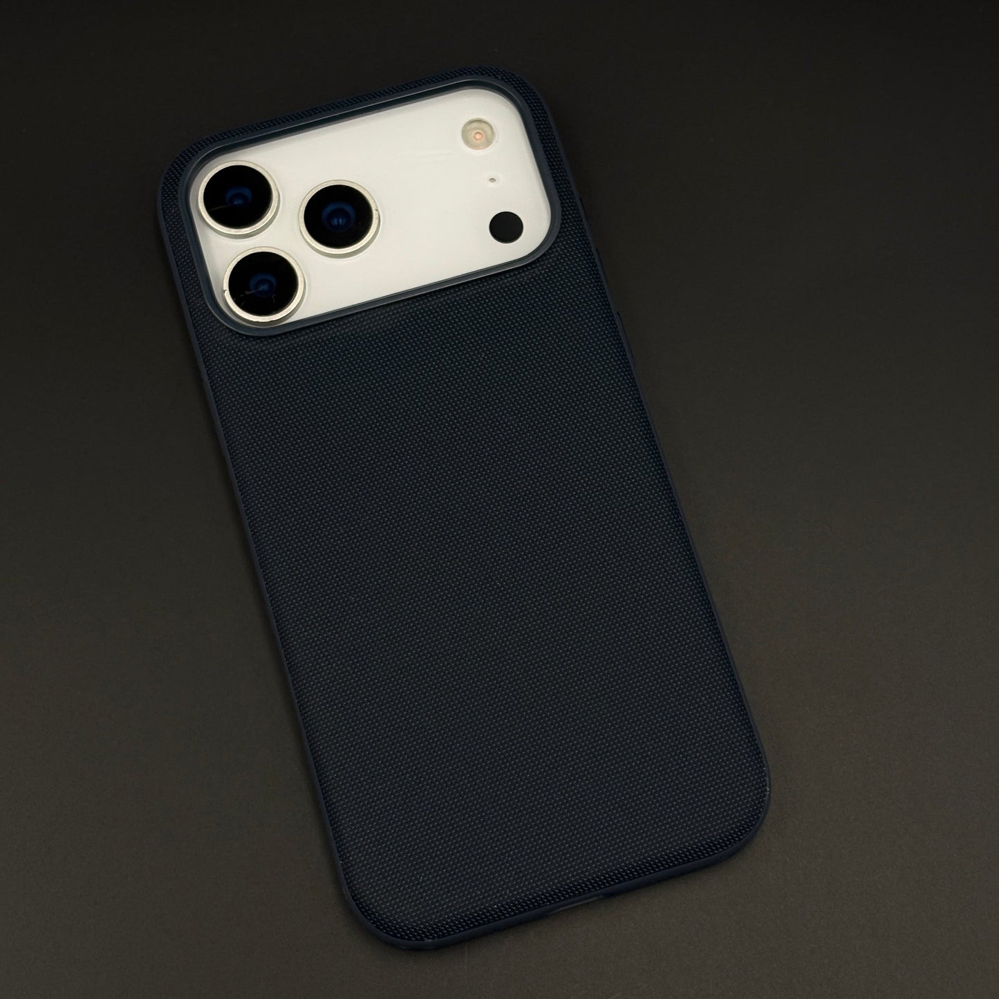 TechWoven Mobile Case Cover with Hidden MagSafe for iPhone 17 Series