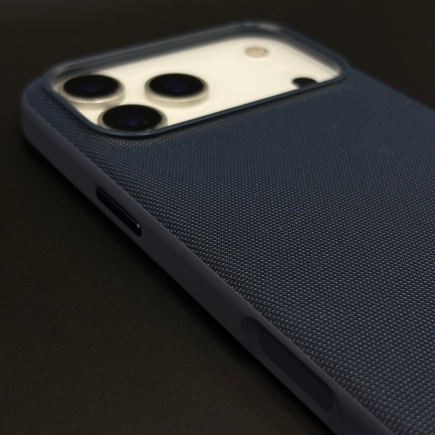 TechWoven Mobile Case Cover with Hidden MagSafe for iPhone 17 Series