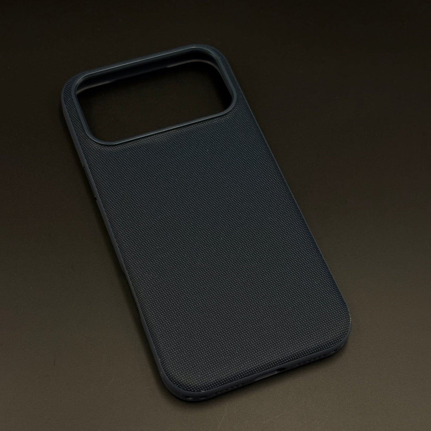 TechWoven Mobile Case Cover with Hidden MagSafe for iPhone 17 Series