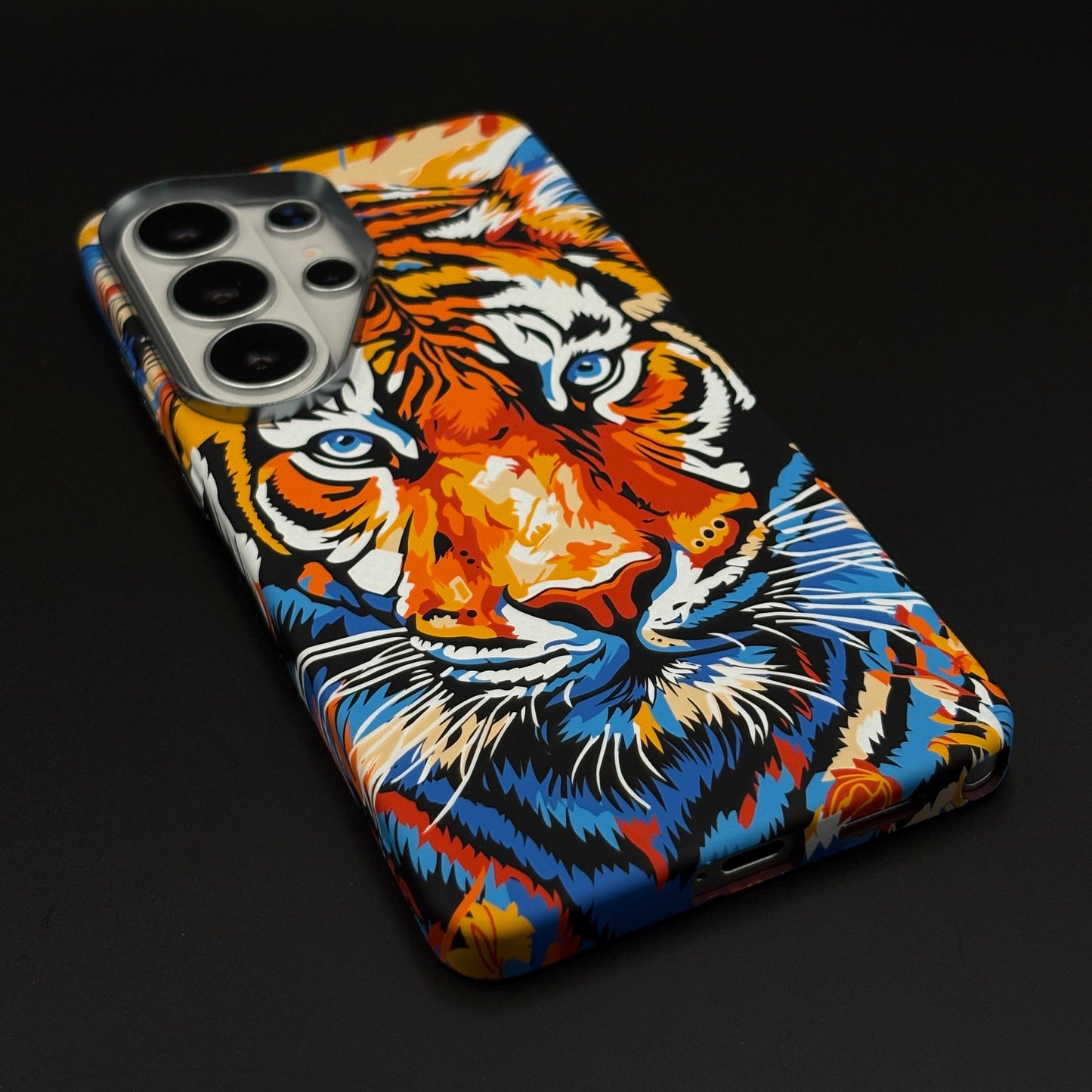 Wild Tiger Pop Art Carbon Fibre Hidden MagSafe Mobile Case Cover for Samsung Galaxy S26 Ultra