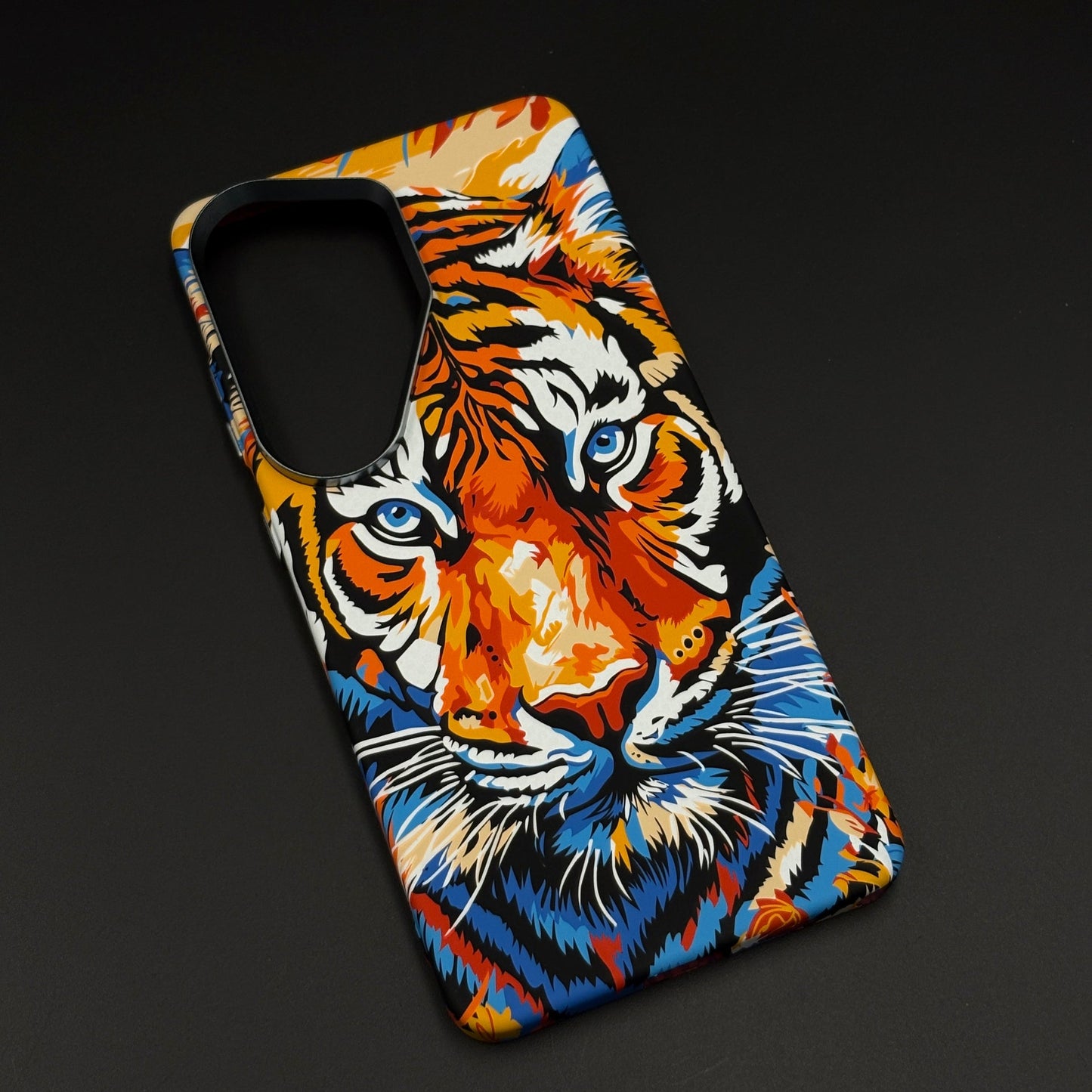 Wild Tiger Pop Art Carbon Fibre Hidden MagSafe Mobile Case Cover for Samsung Galaxy S26 Ultra