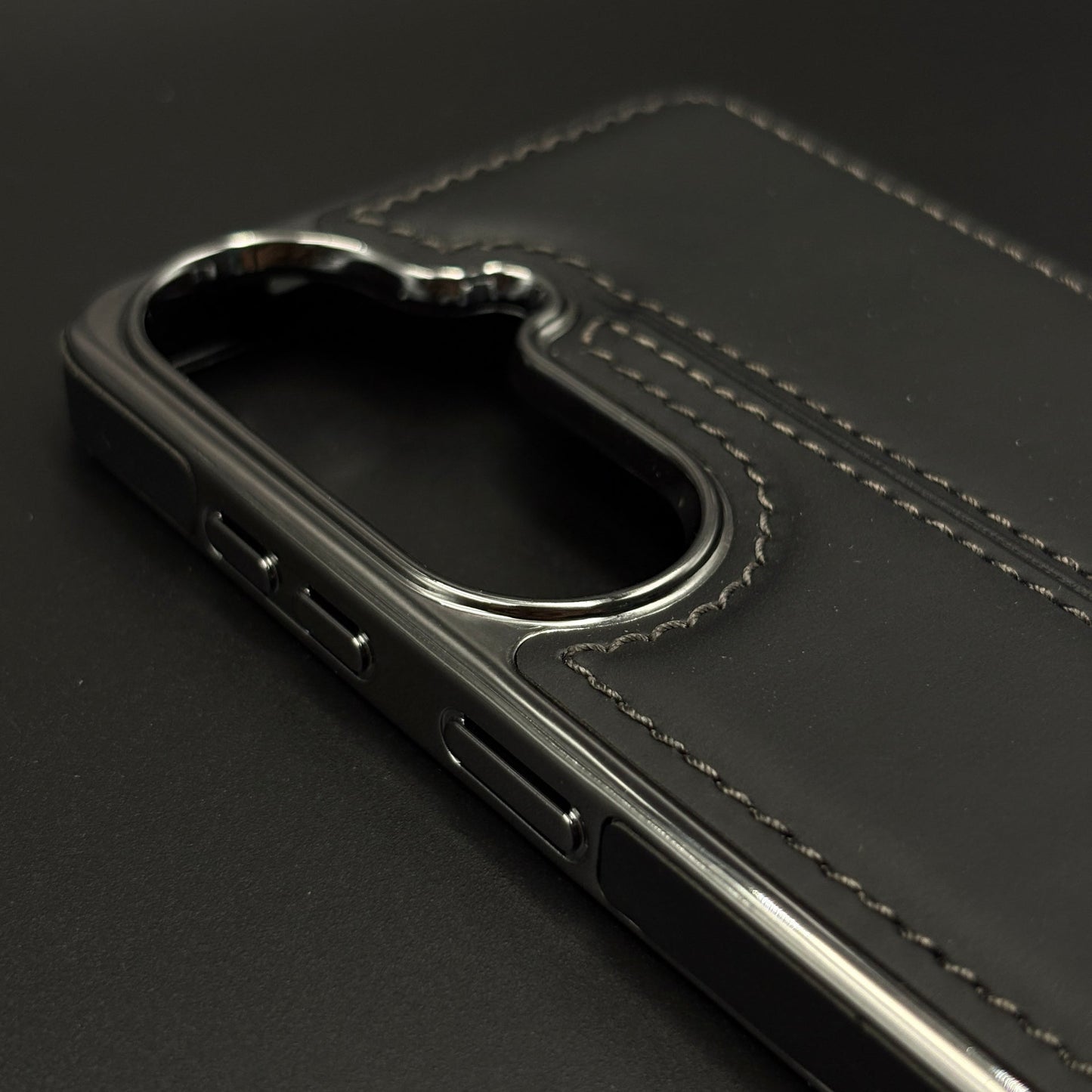 Centre Stitch Leather Chrome Plated Microfiber Inner Mobile Case Cover for Samsung Galaxy S26